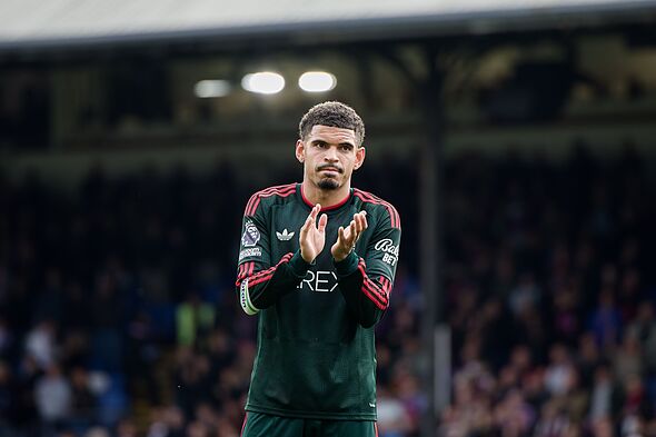 Morgan Gibbs-White clapping