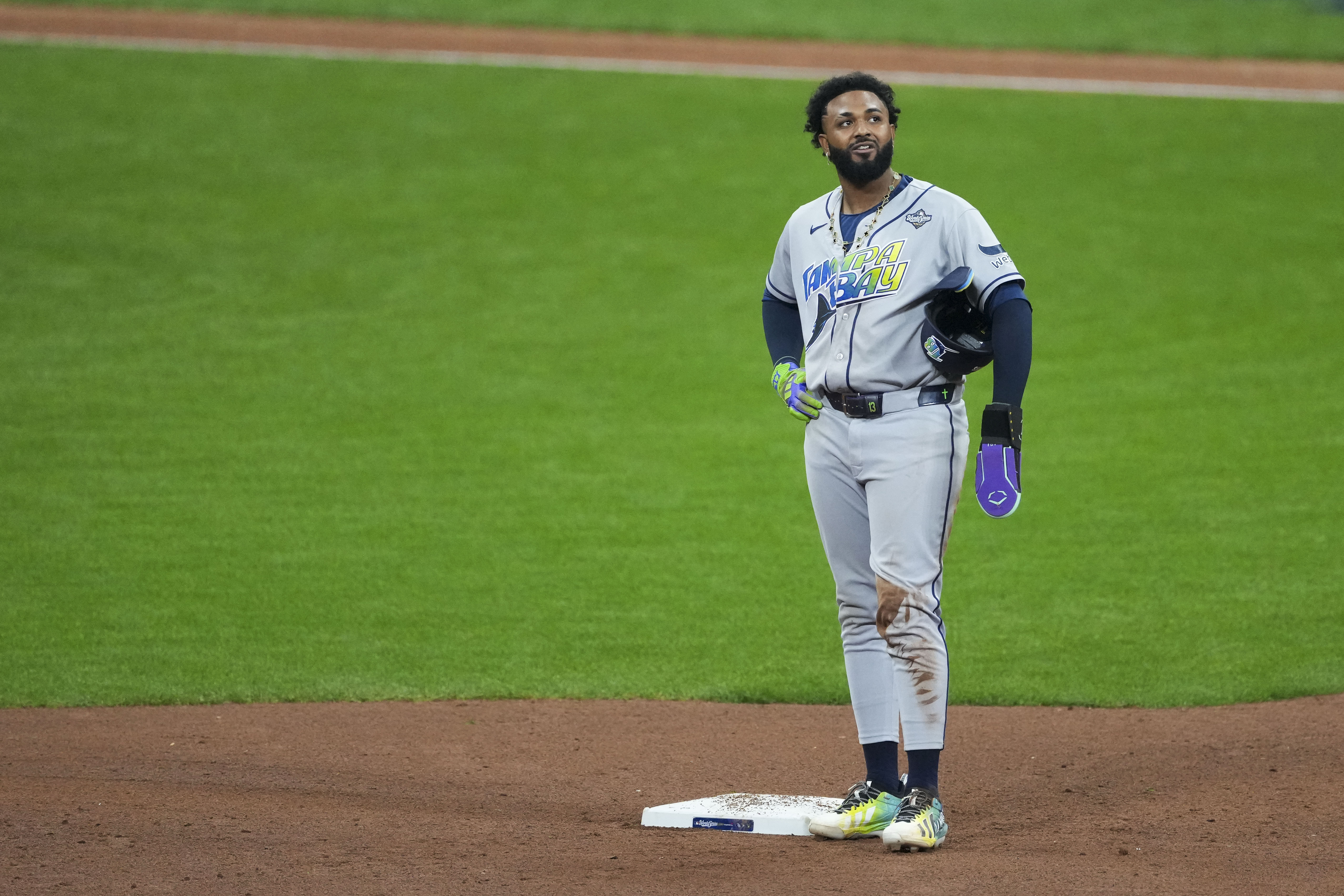 World Series 2026: Rays come up short on coin-flip plays and defensive near-misses in Game 1 loss to Brewers - AOL
