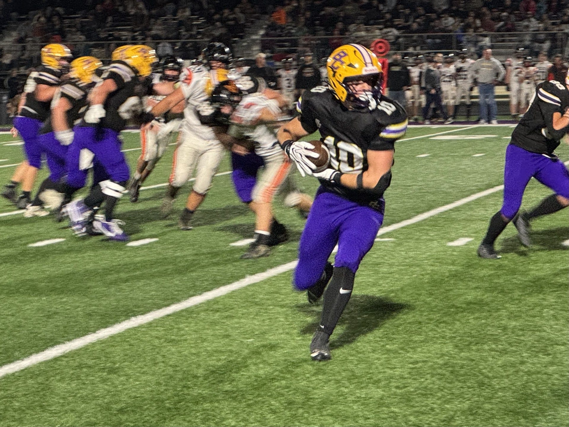 Bloom Carroll beats Amanda Clearcreek to end the year on a positive ...