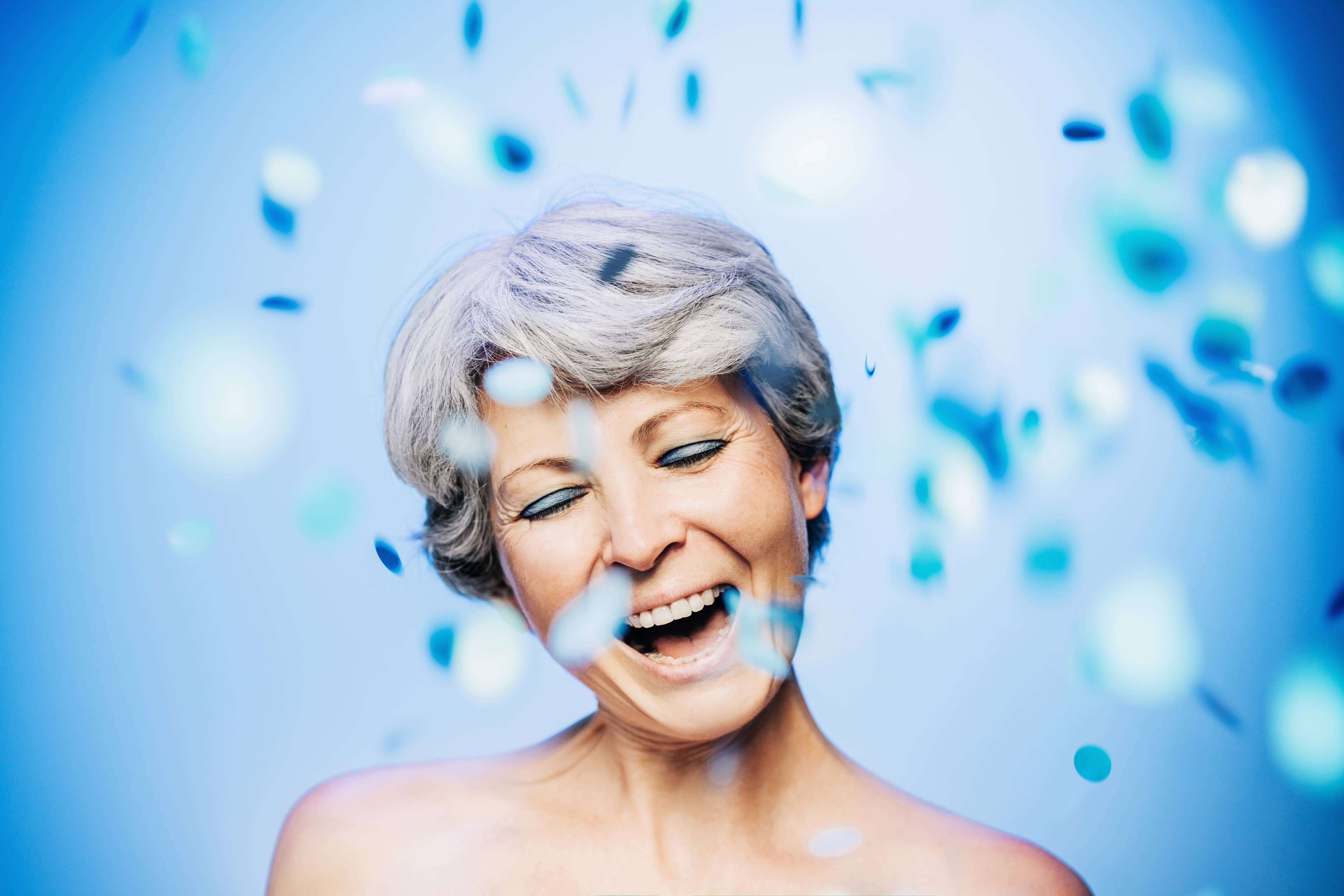 Women Over 50 Don't Have to Give Up Shimmery Eyeshadow—Here's How To Wear It, According to Makeup Artists