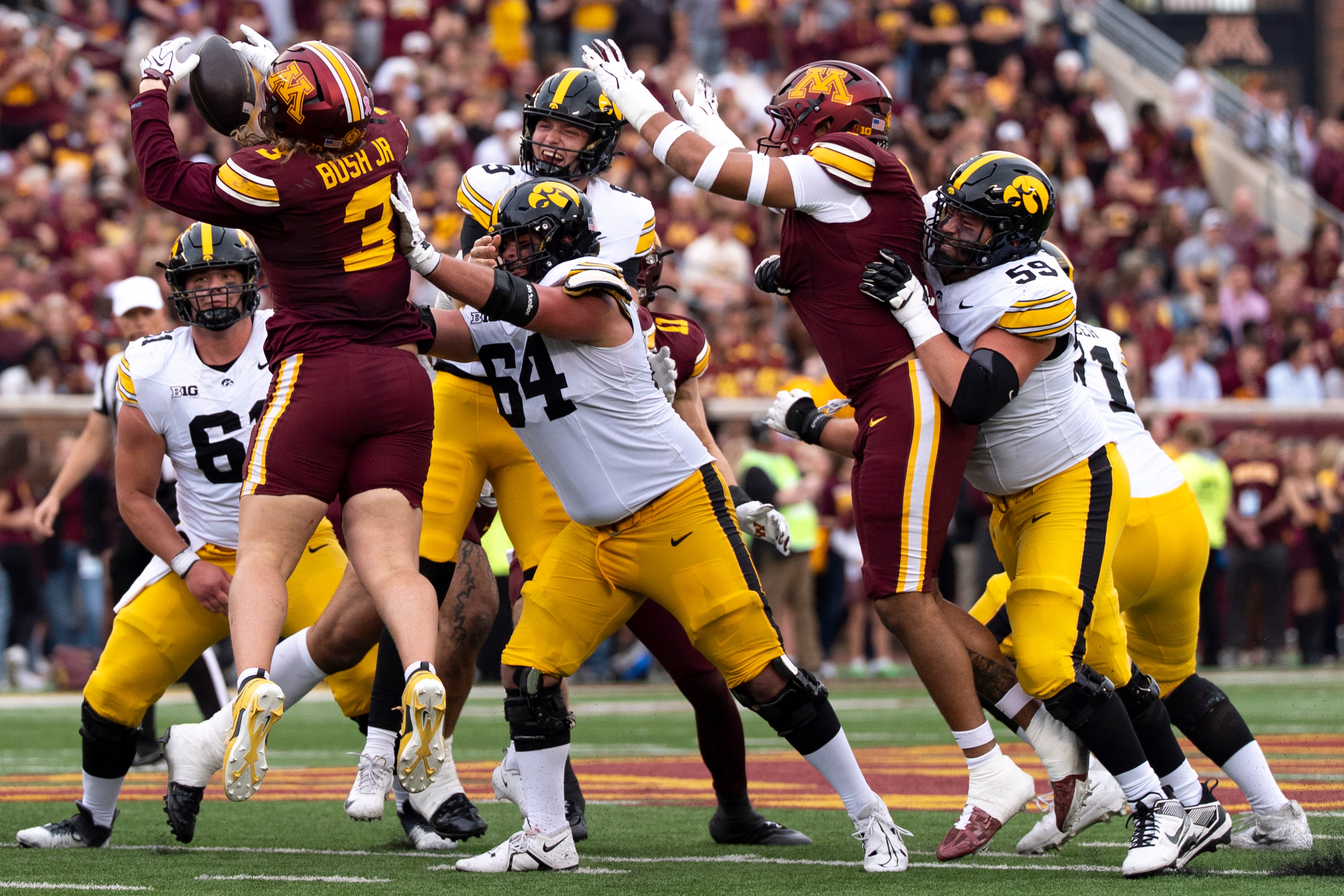Leistikow's 4 thoughts off Iowa's 13-10 loss at Minnesota
