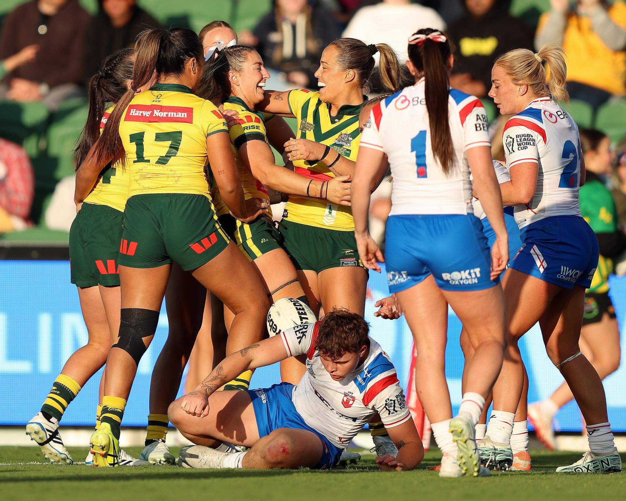 Australia crush England in women's Rugby League World Cup statement win