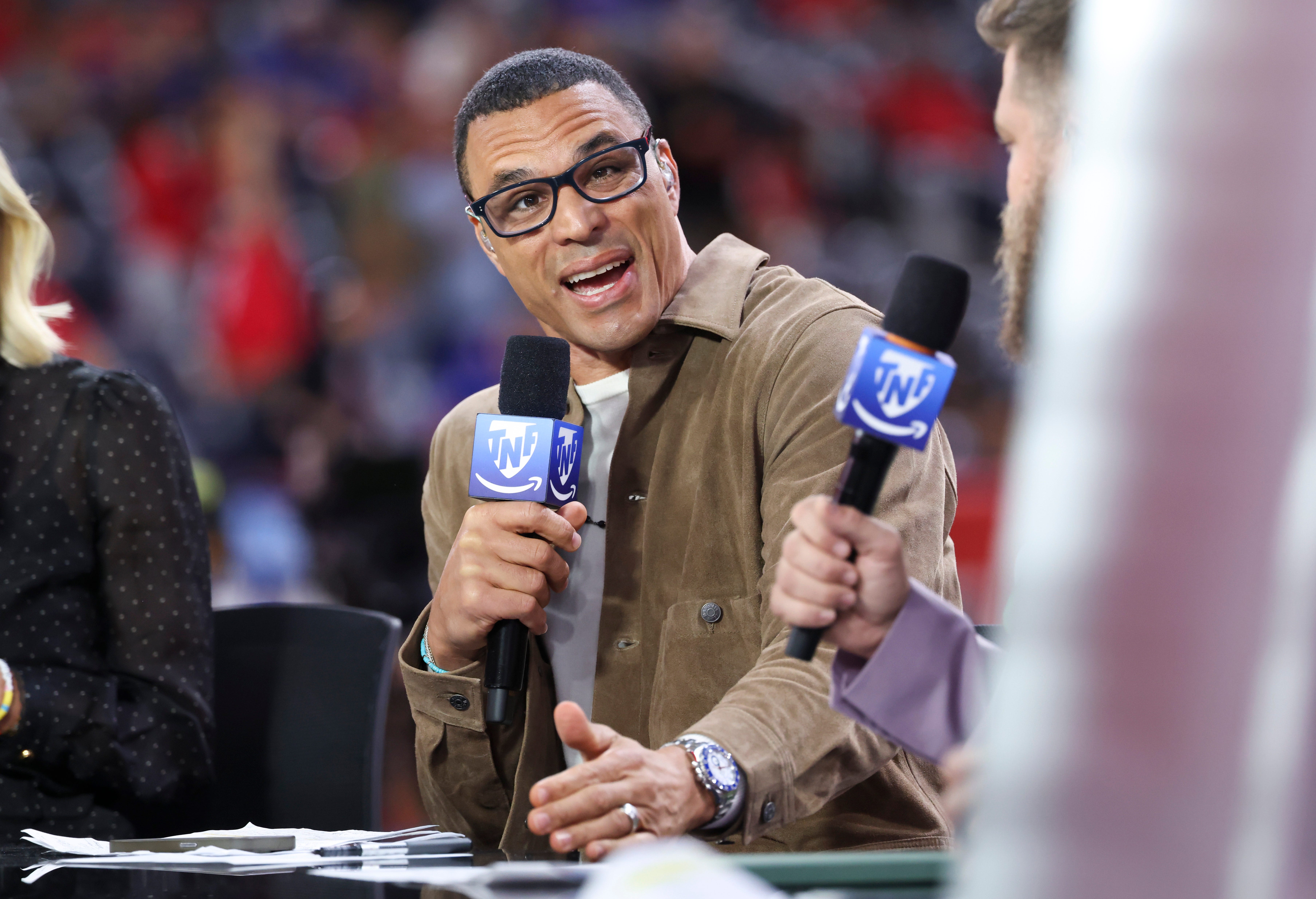 Tony Gonzalez says he understands Jaylen Waddle's frustrations