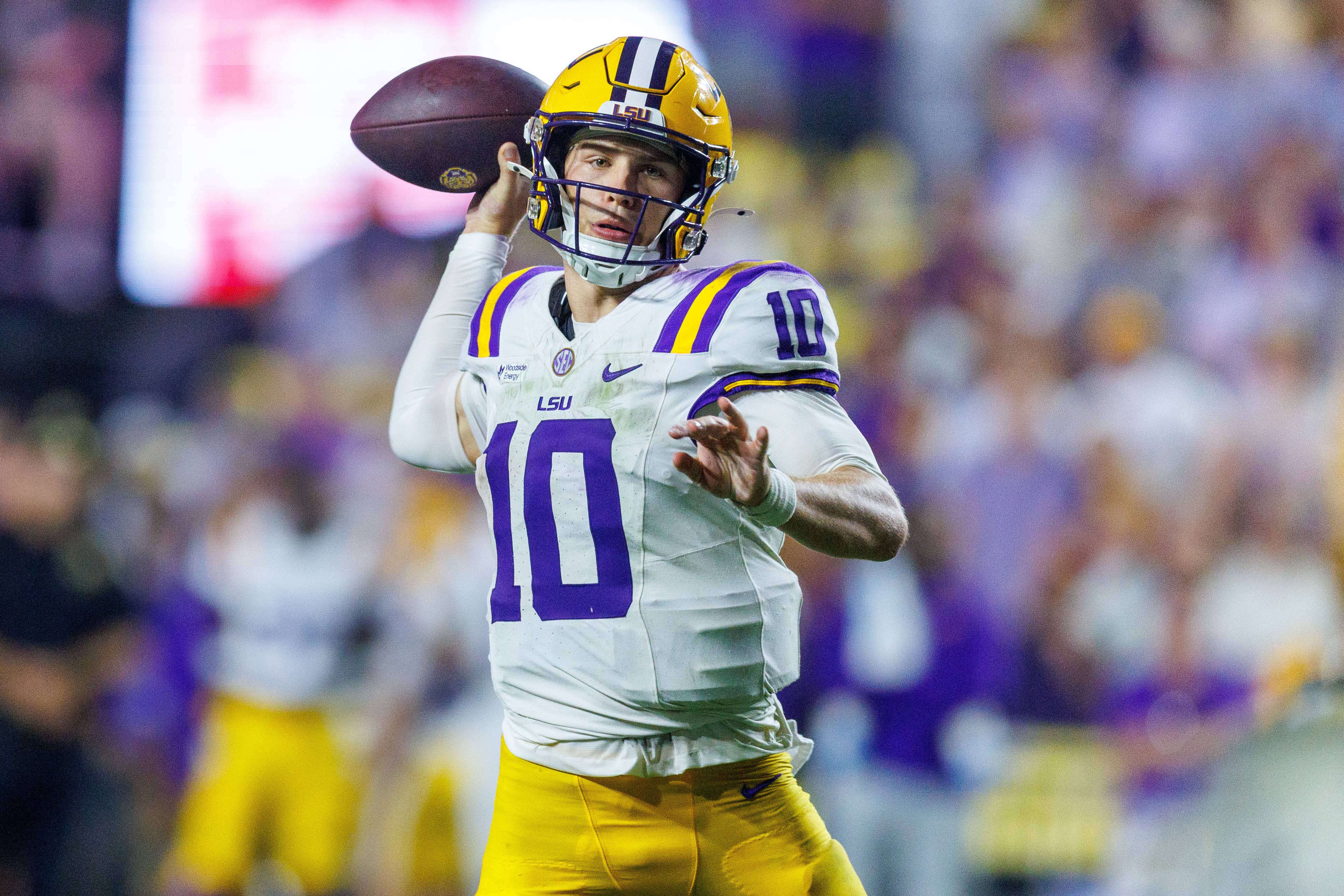 Projected Retirement 2026 Bowl Projections After Week 8: Utah, LSU and Texas on the Rise - AOL