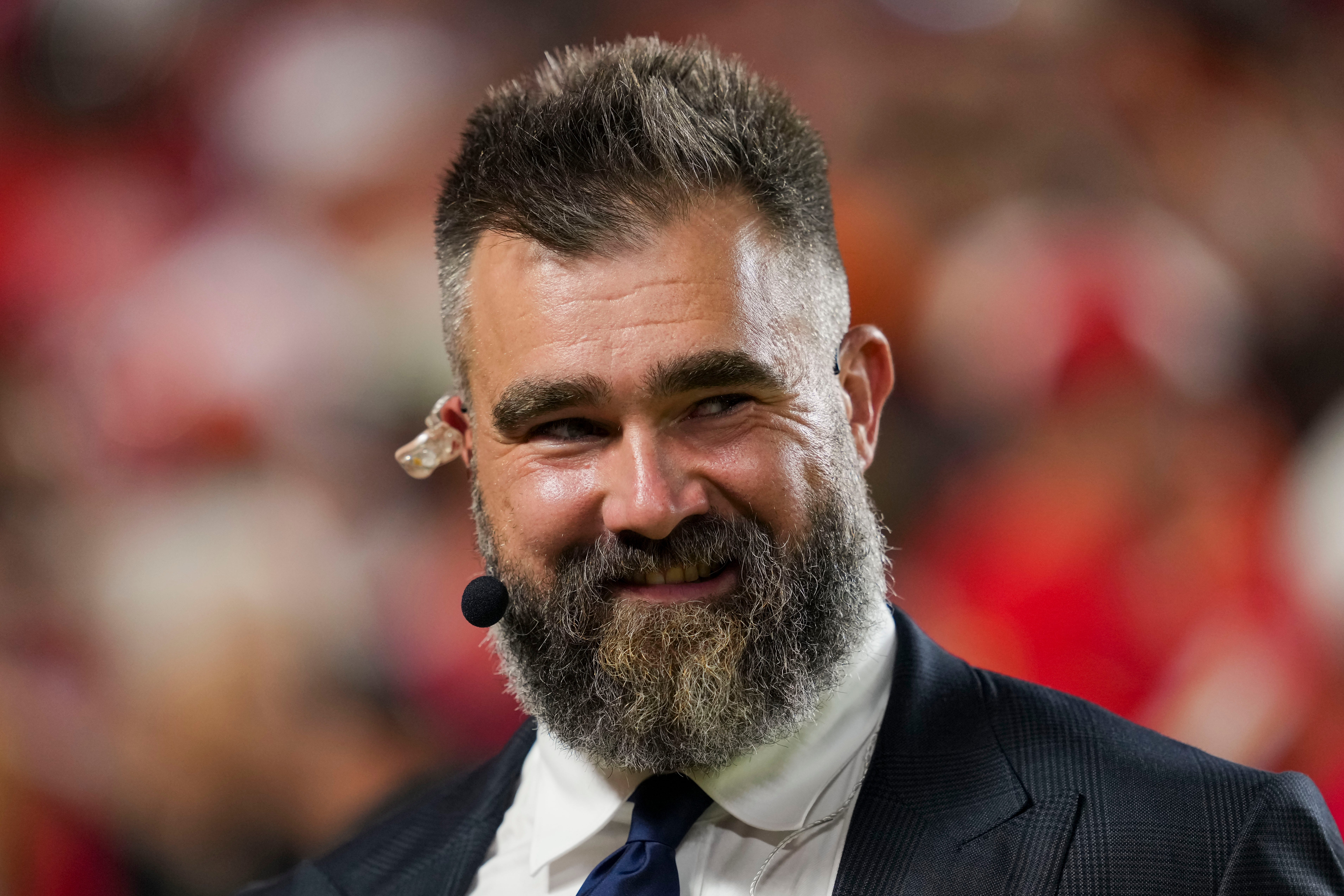 Jason Kelce's tush push obsession leads to funny moment in Steelers vs. Saints