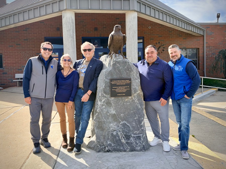 Albertus Magnus College unveils bronze falcon statue - AOL