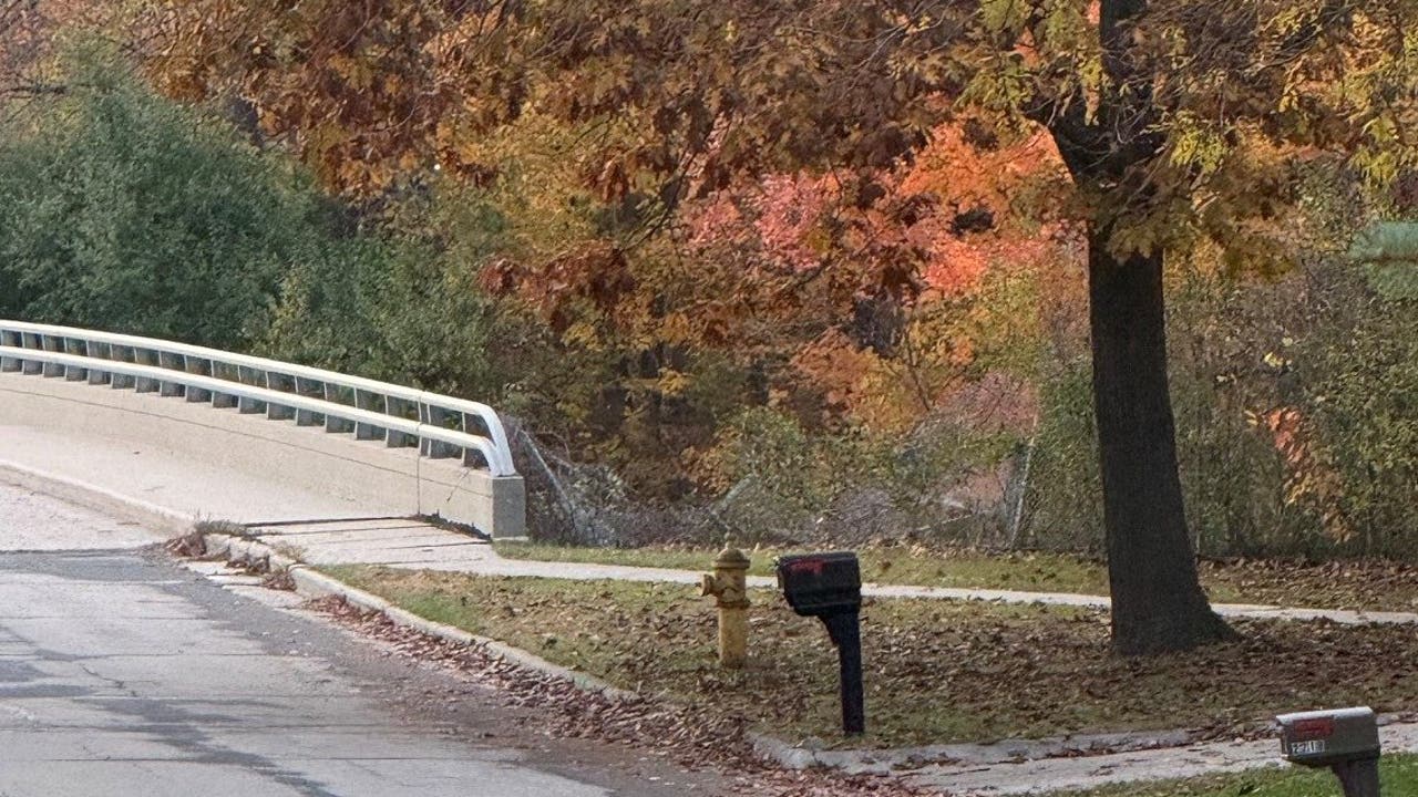 West Bend box truck crash; 1 dead, 1 injured - AOL