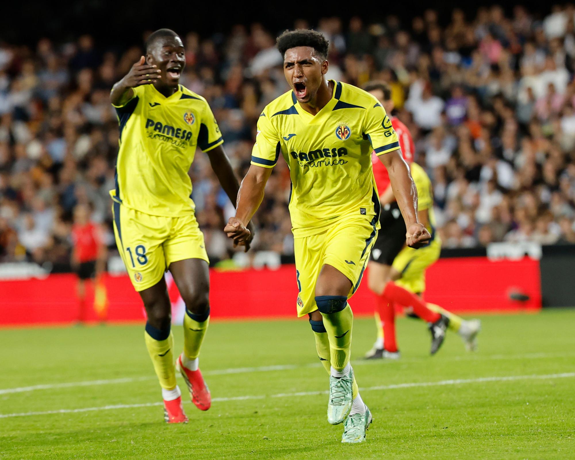 Three roles and a goal: USMNT's ‘super player' Alex Freeman is breaking out for Villarreal