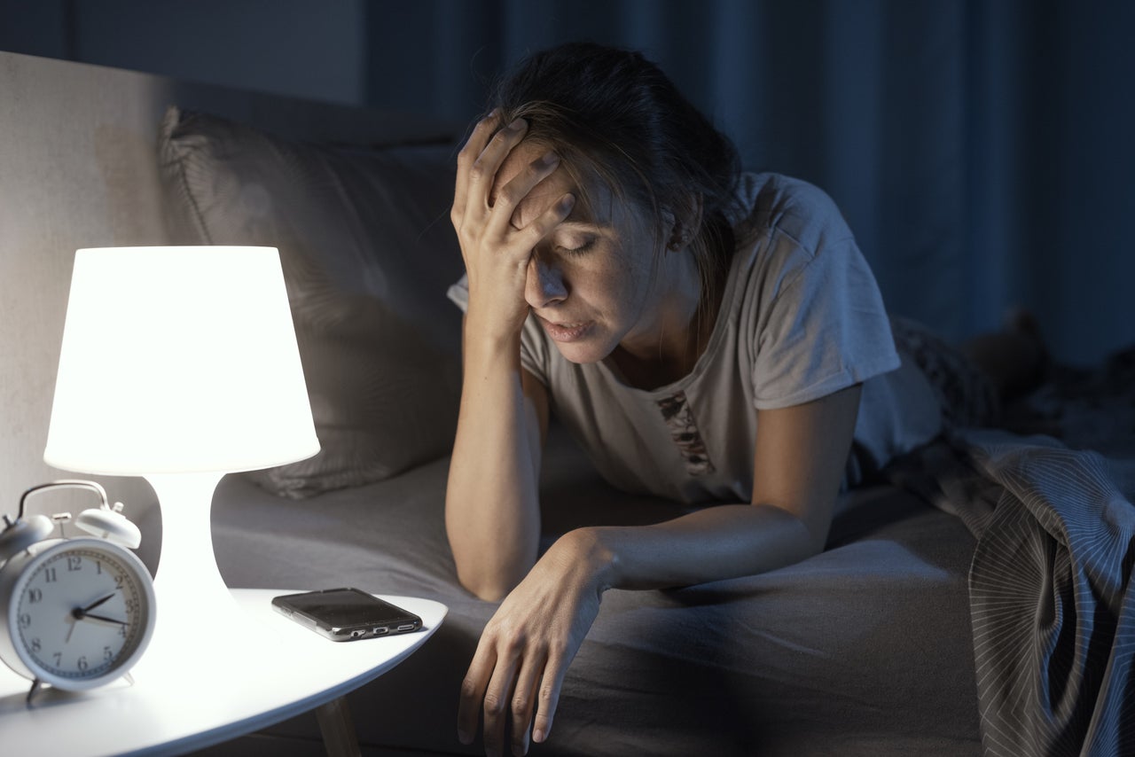 15-minute hack to prepare your body as daylight saving time ends - AOL