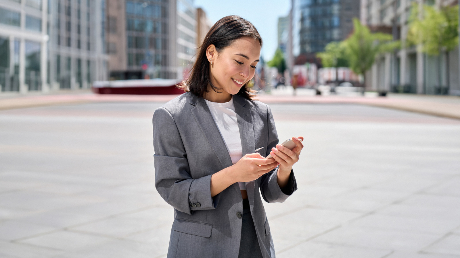 Planner Using Weather Mint Mobile Vs. Visible: Which Unlimited Phone Plan Is Cheaper? - AOL