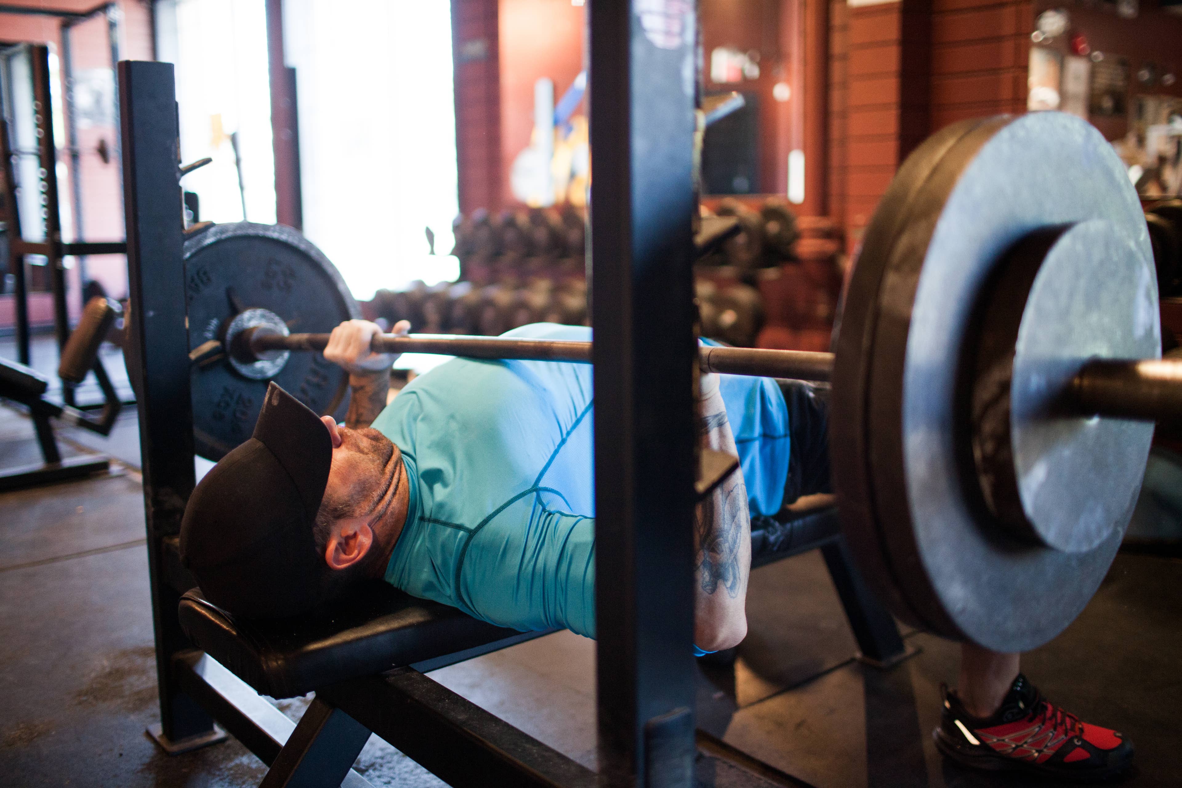 Four Mobility Exercises to Fix Shoulder Pain and Keep Bench Pressing as ...
