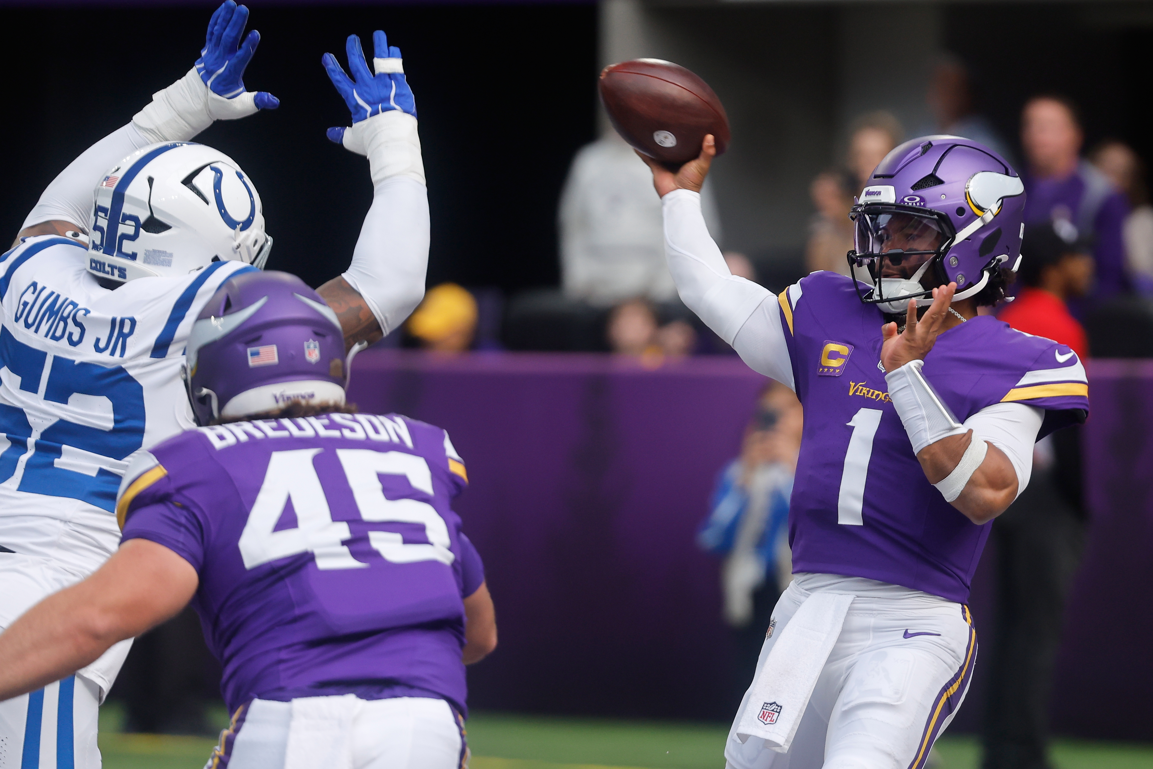 Chiefs Eye Roster Moves Before November 10 Trade Deadline