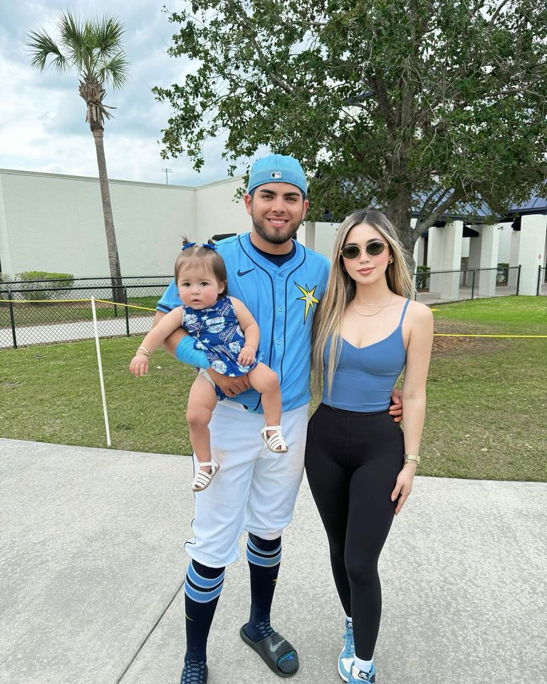 Jonathan Aranda and Milka MedranoCredit: Jonathan Aranda/Instagram