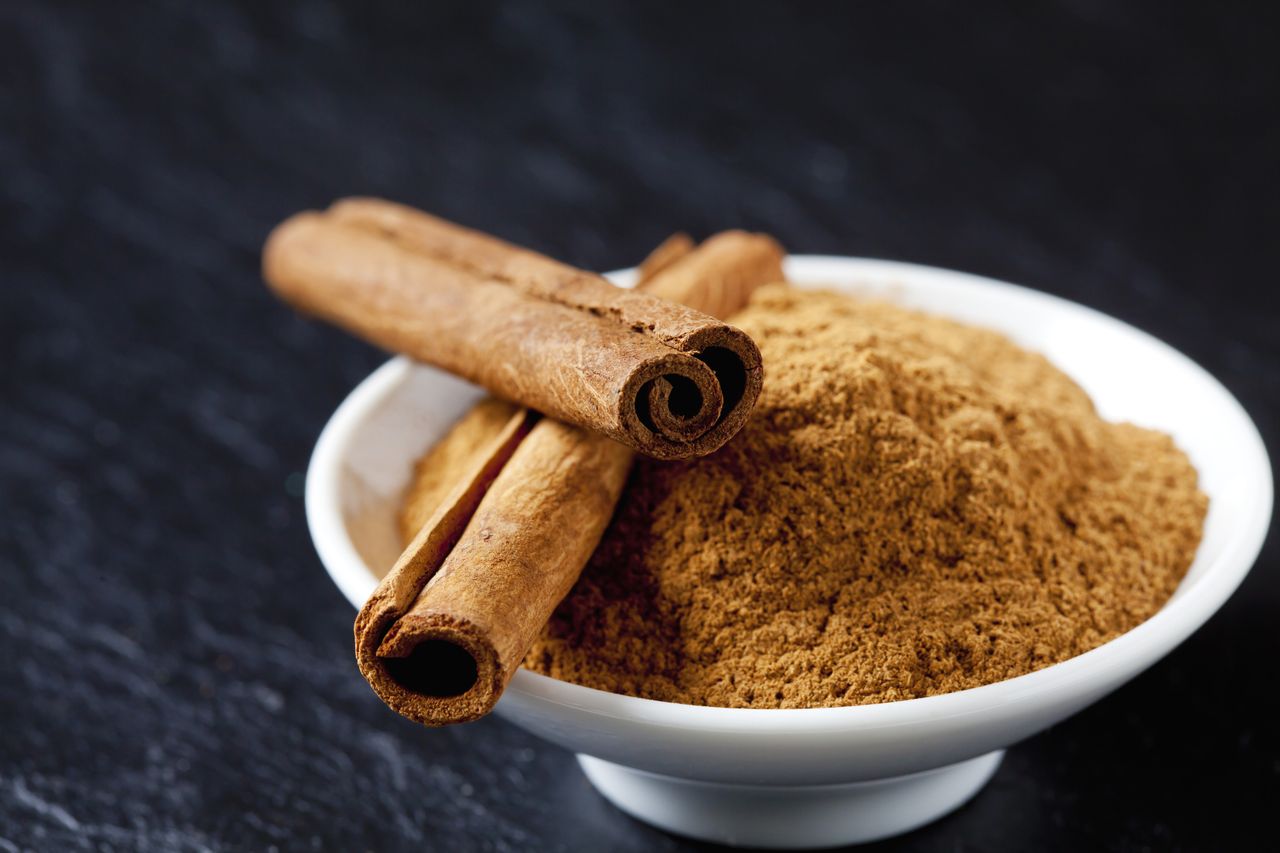 The Best Spices for Blood Sugar, According to a Dietitian - AOL