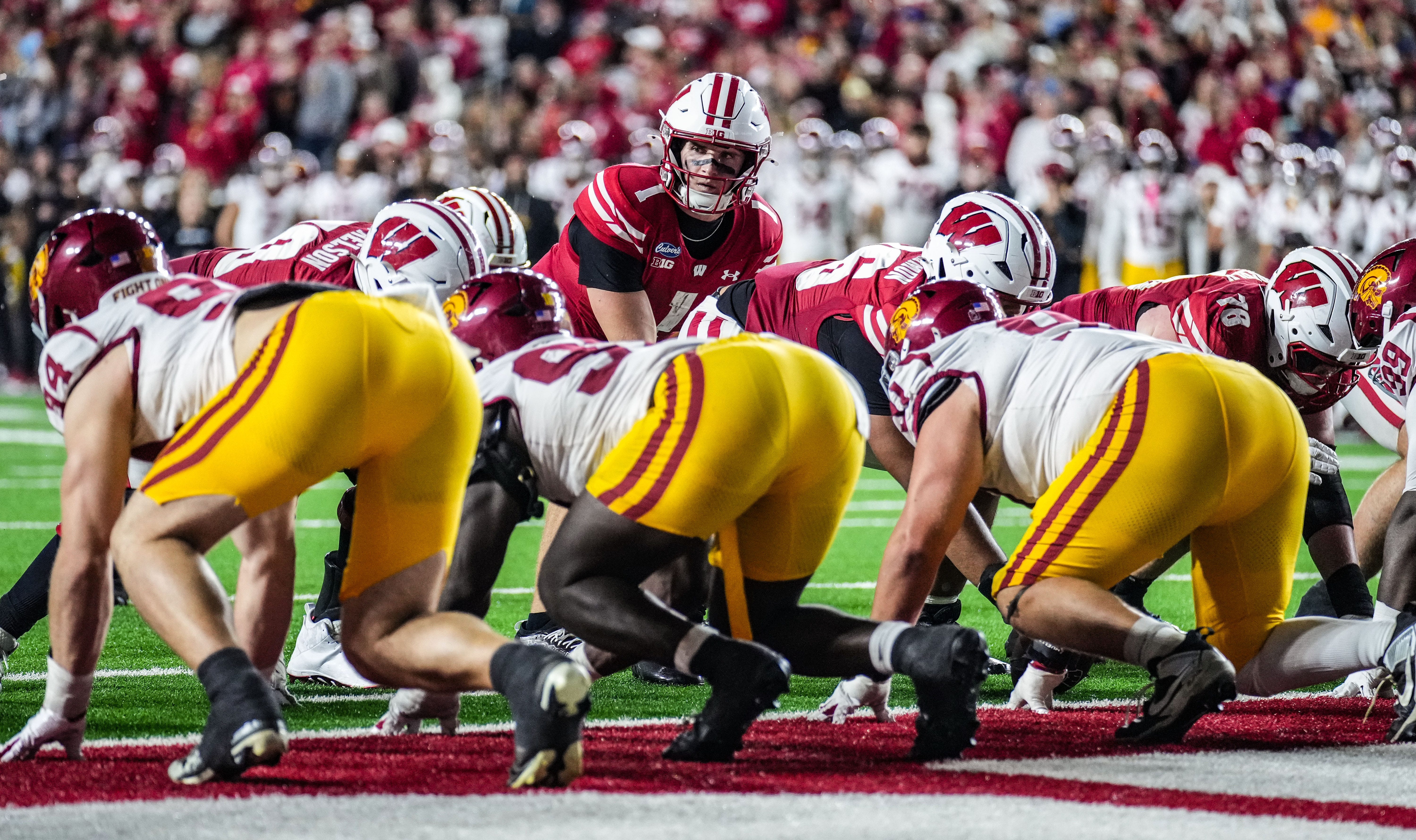 USC drops out of AP Poll top 25 following Wisconsin loss - AOL