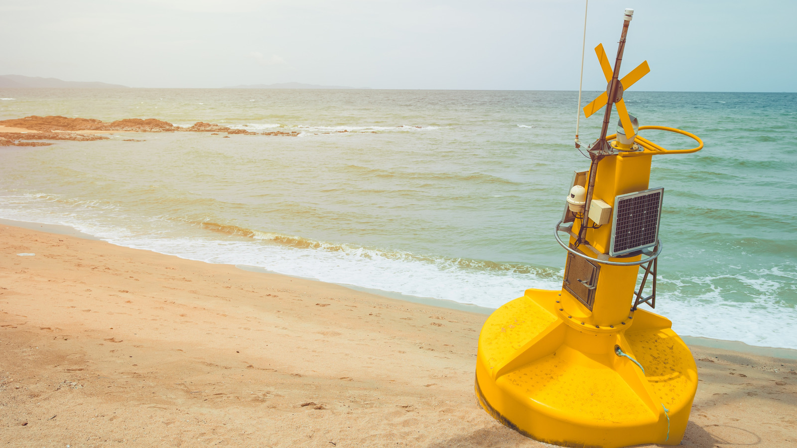 Retirement Panel Why Do Some Buoys Have Solar Panels? - AOL