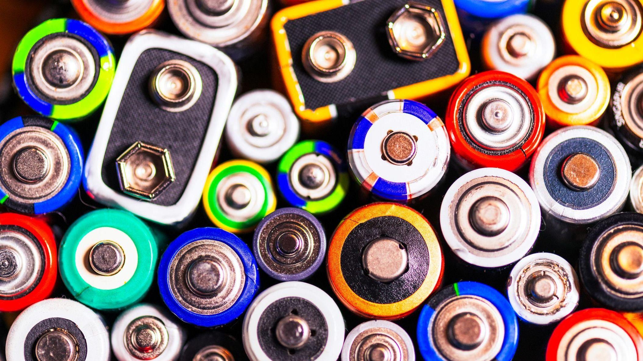 Recycling centre fire prompts battery warning - AOL