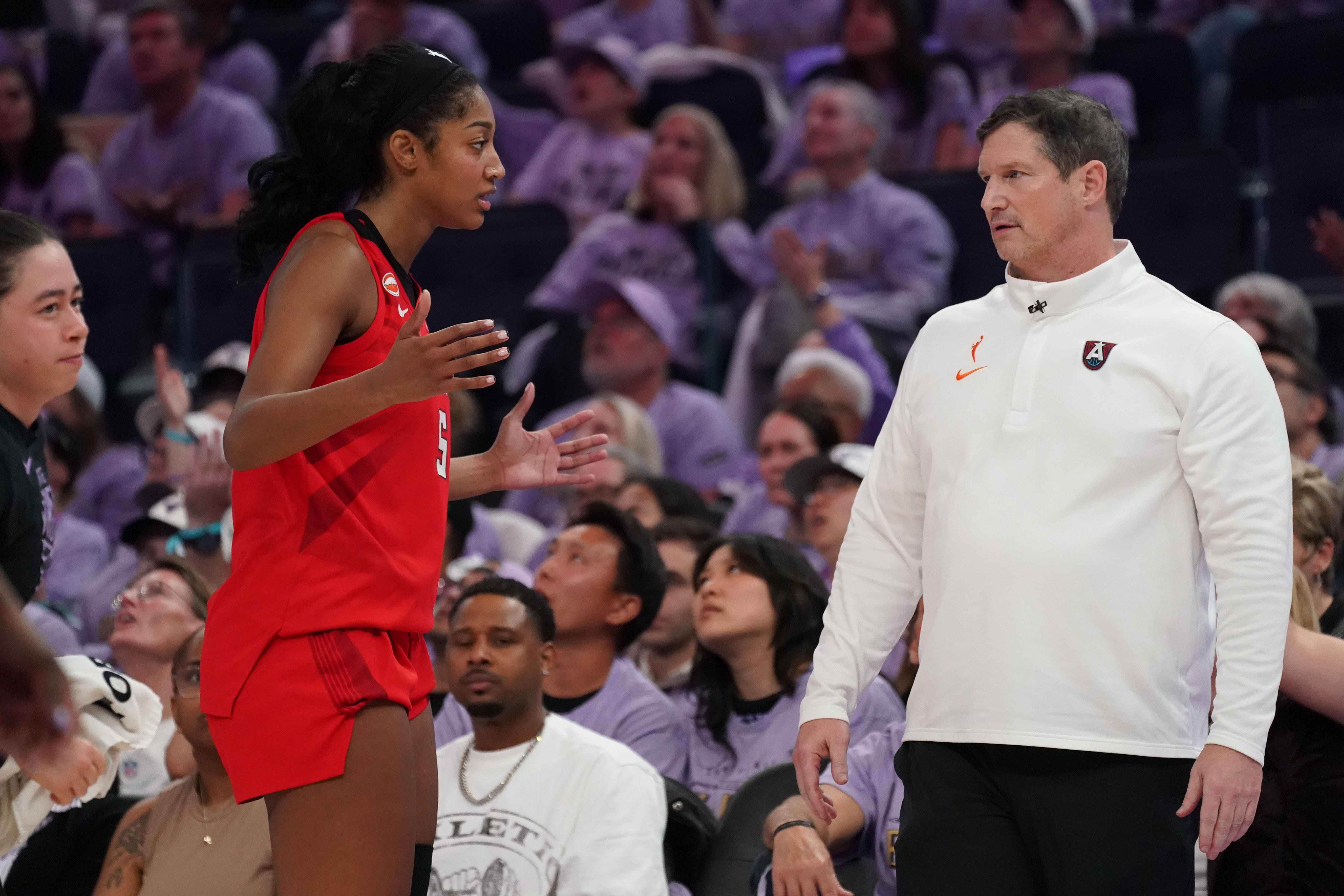 Atlanta Dream coach rips refs on Angel Reese no-calls: 'Just ridiculous'