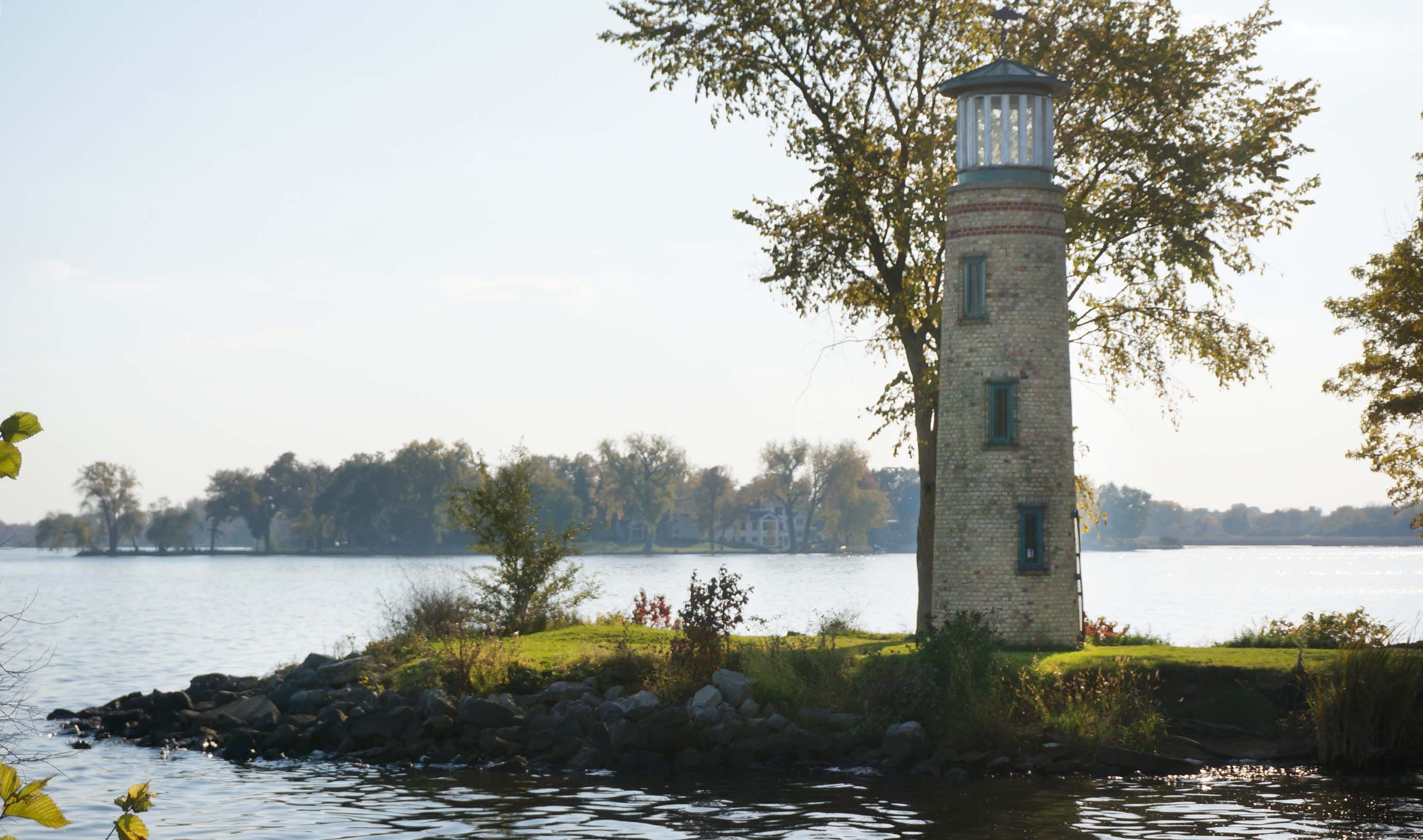 A lighthouse and lake views await at Oshkosh's Asylum Point Park ...