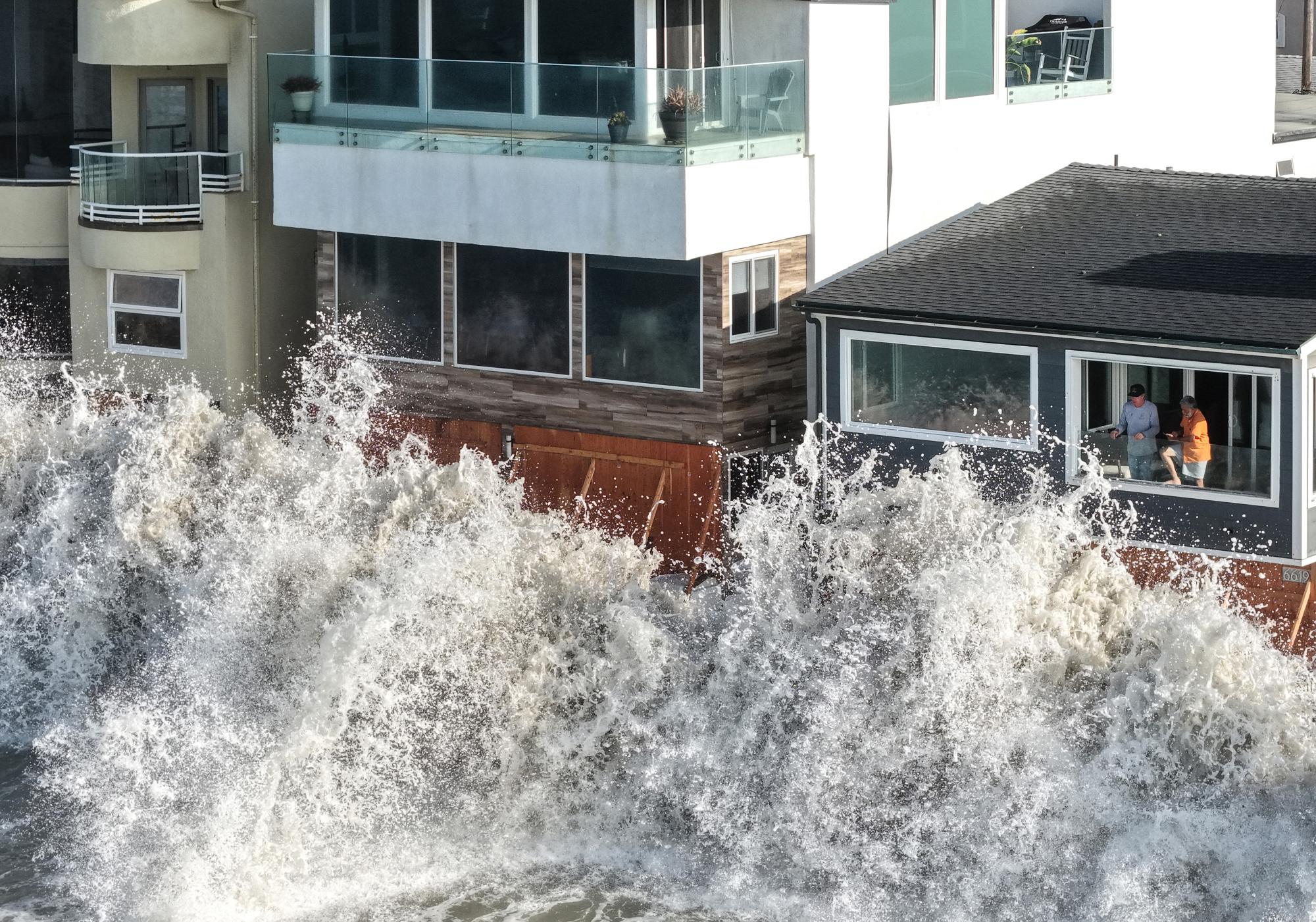 Trump's cuts have exposed US to ‘cascade' of El Niño dangers, experts warn