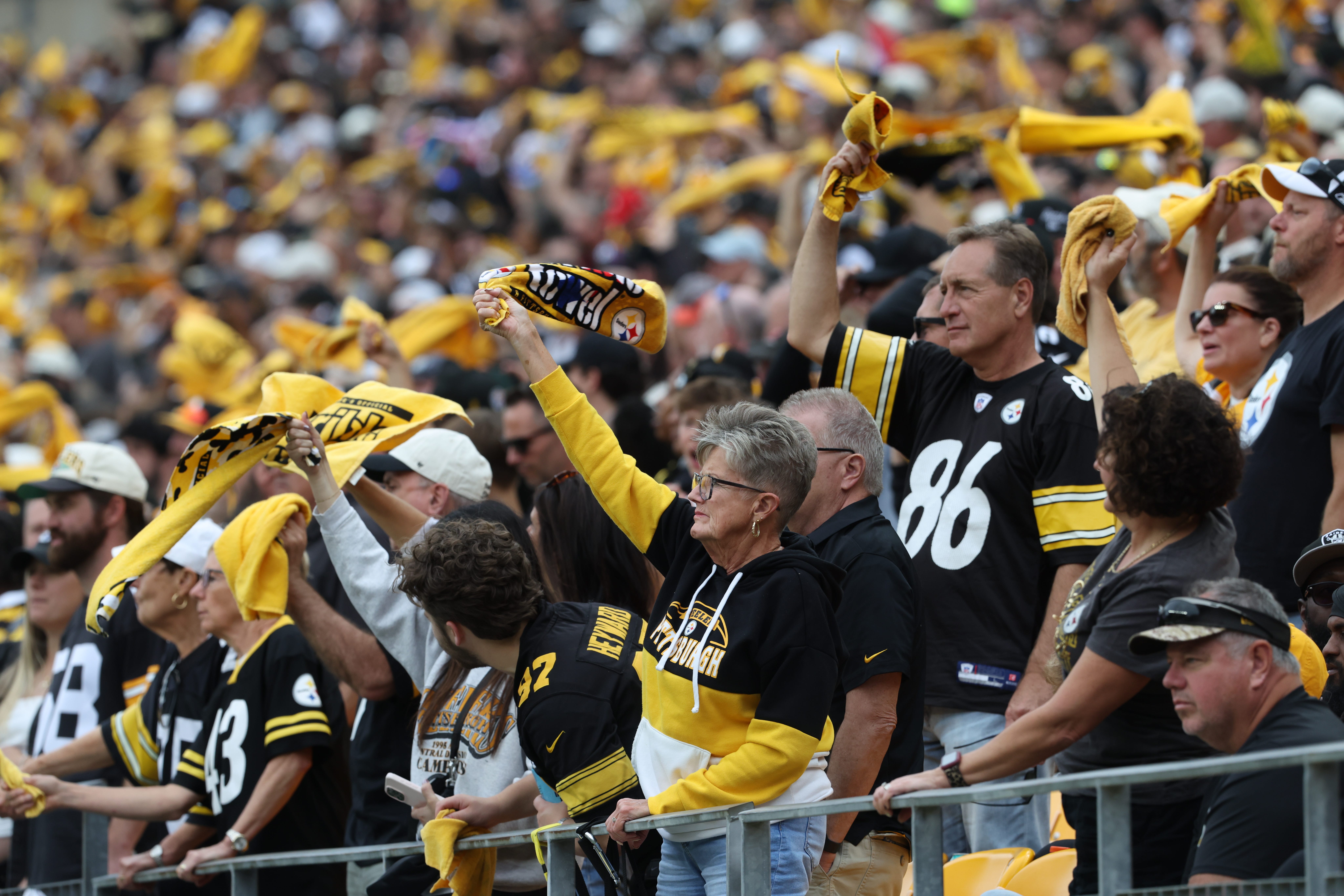 Steelers climb in ESPN NFL power rankings