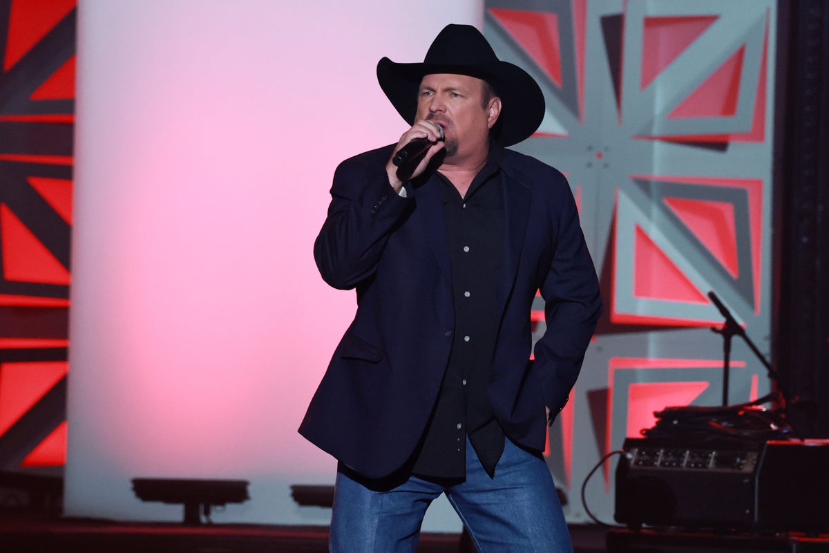 Garth Brooks cancels concert after ‘bots' caused ticket chaos