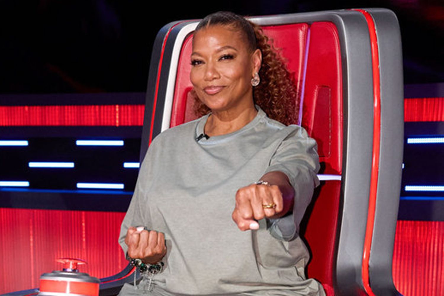 Why Queen Latifah says “Voice” contestants owe her a new ring