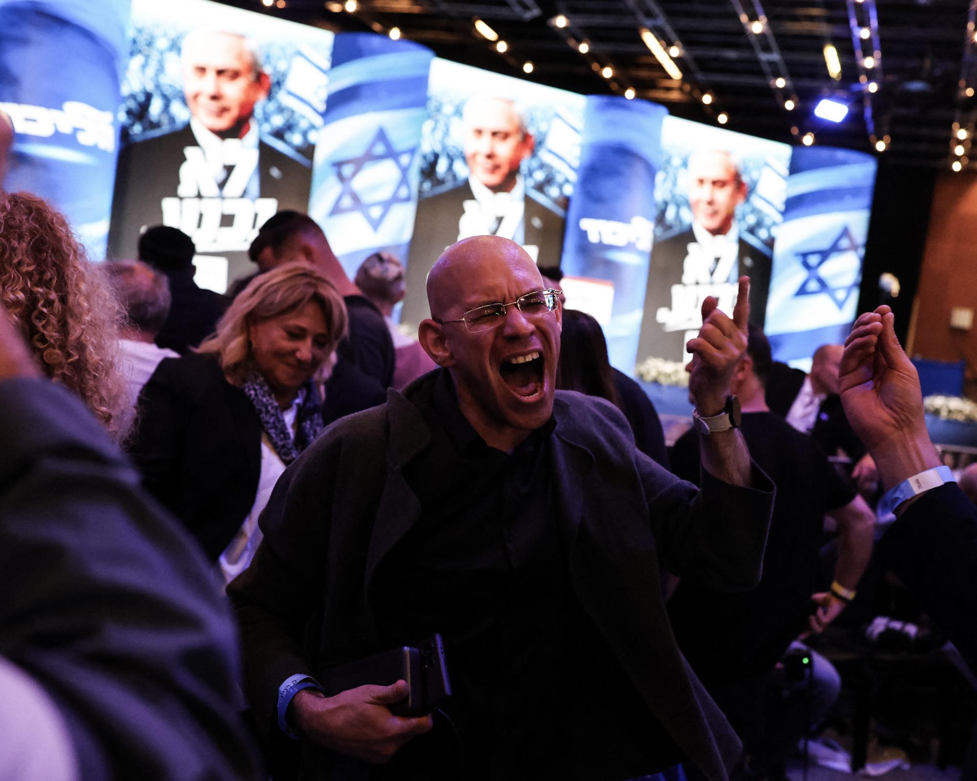 Israel's choice: Netanyahu remaining in power or a Palestinian-backed coalition