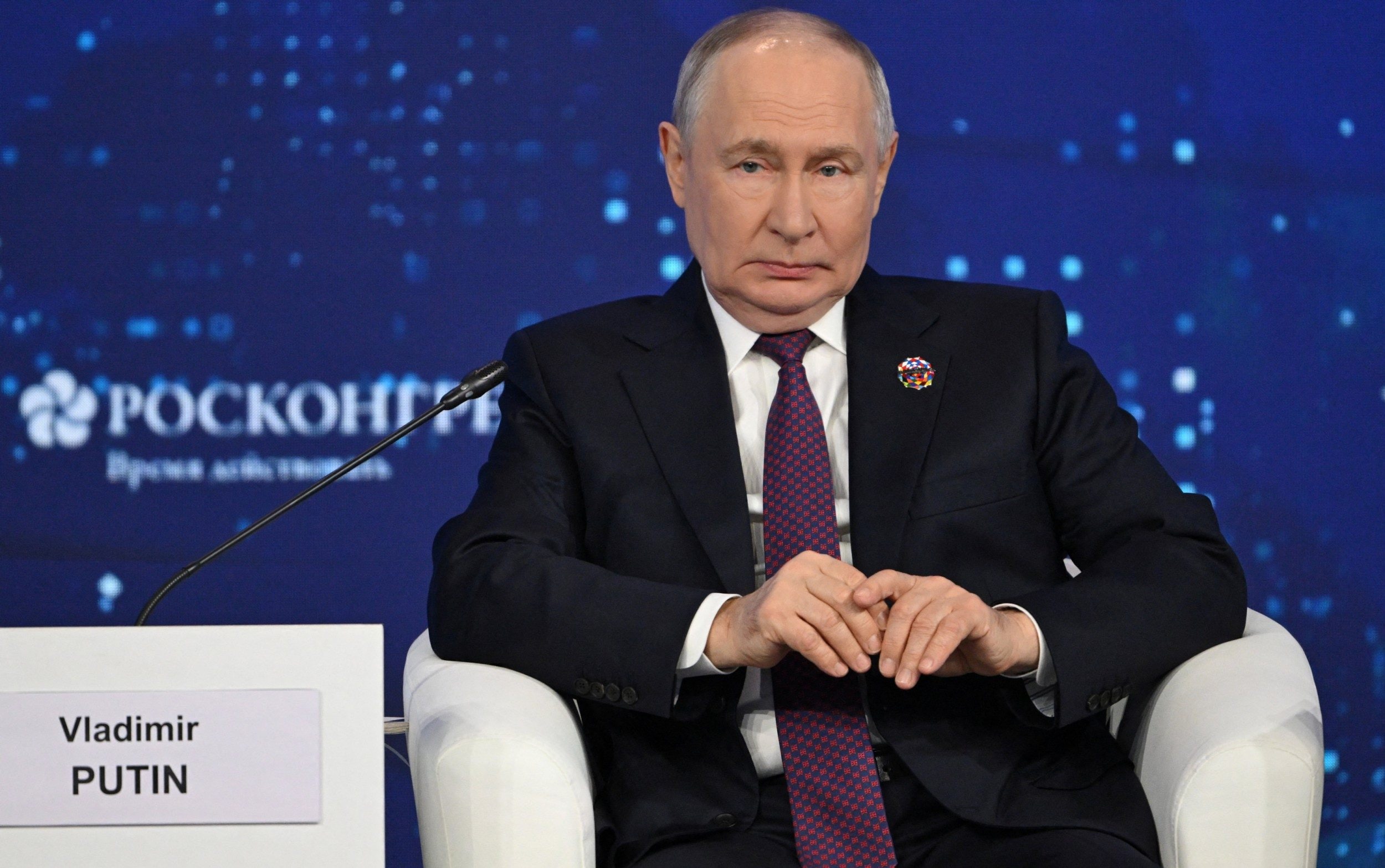 Putin bores European leaders with 90-minute lesson on Slavic history