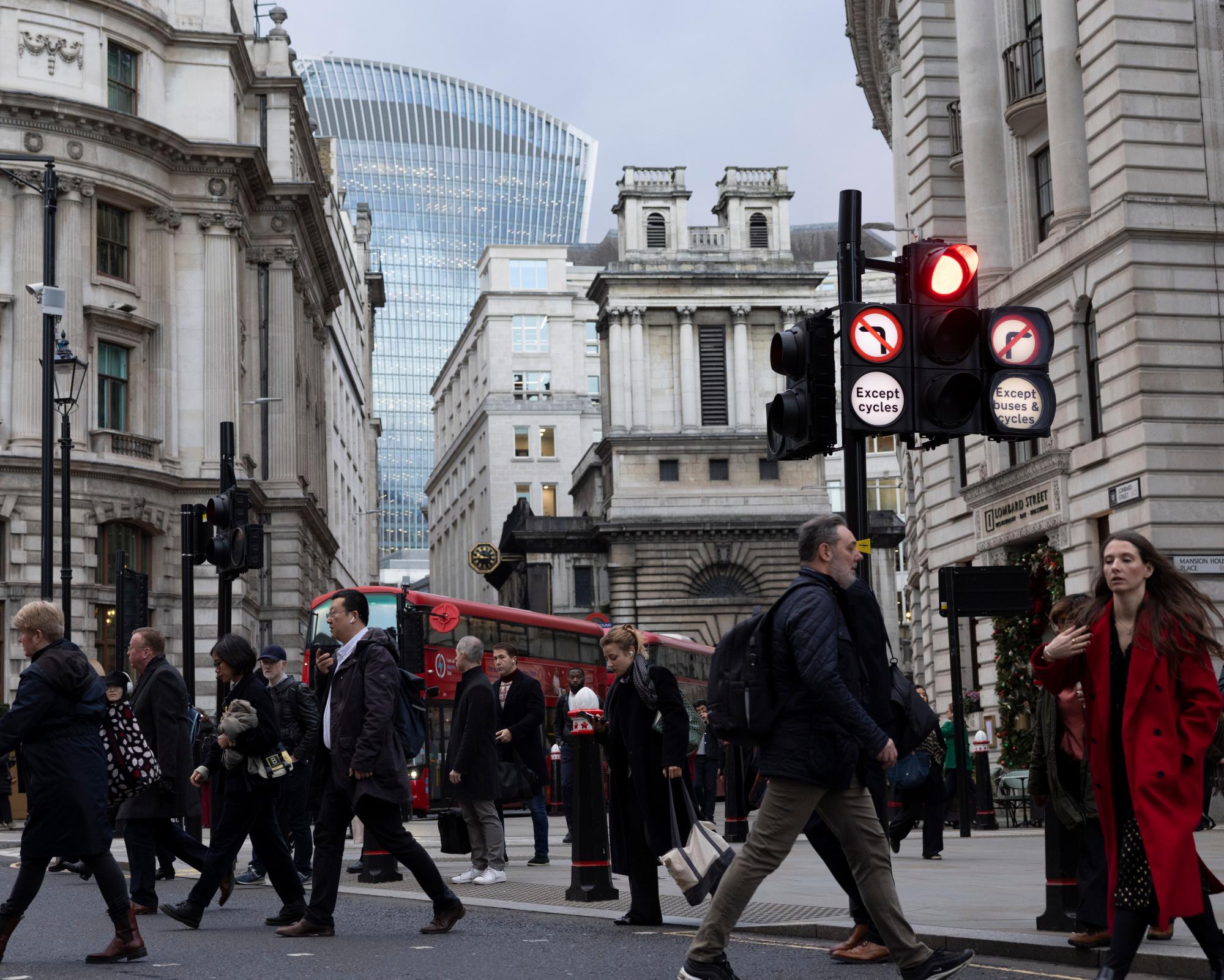 Give UK workers right to know colleagues' pay to prevent disparities, says watchdog