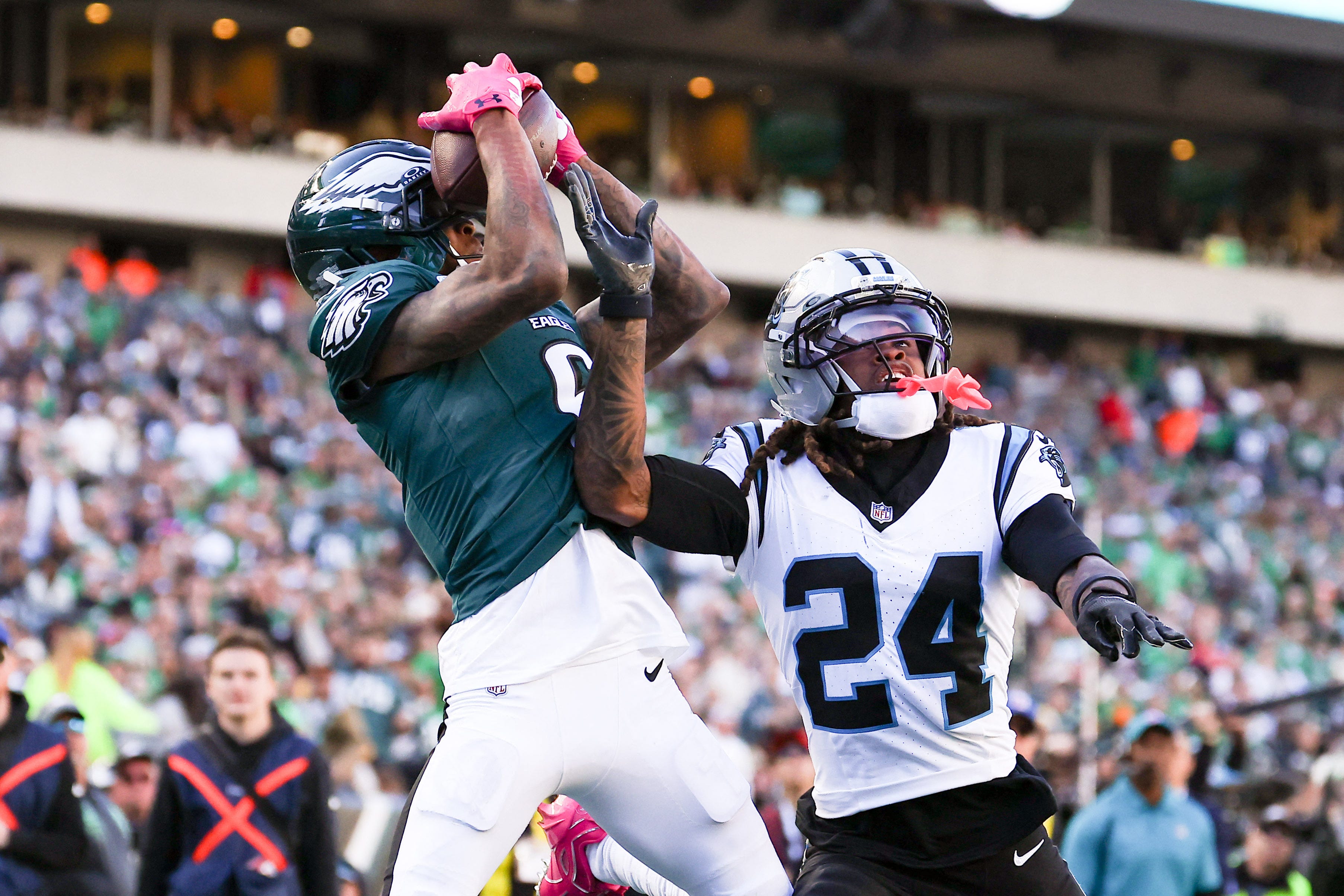 Saquon Barkley, DeVonta Smith injury update. Eagles' effort questioned