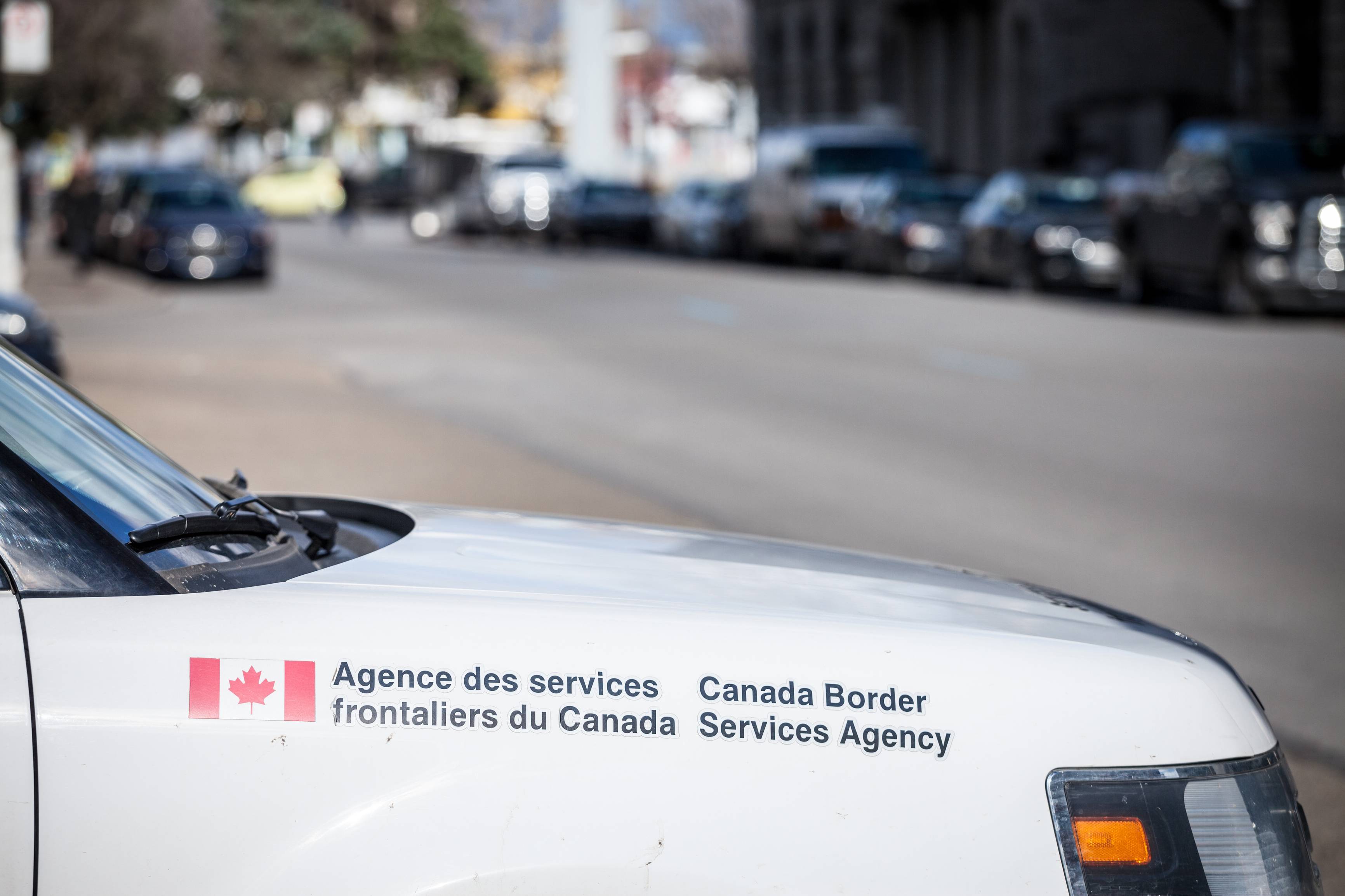 Canada Border Agency Detains Canadian Drivers Returning From U.S. Trip ...