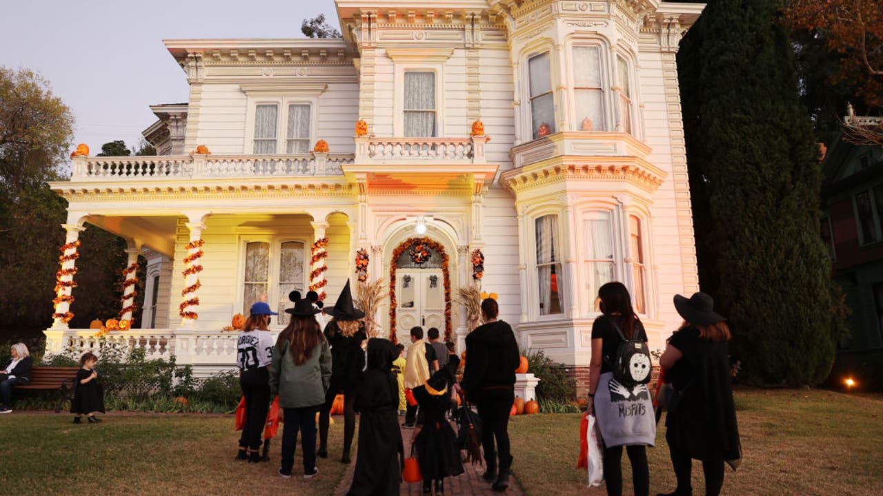 Halloween 2026 weather: Trick-or-treat forecast for the Northeast - AOL