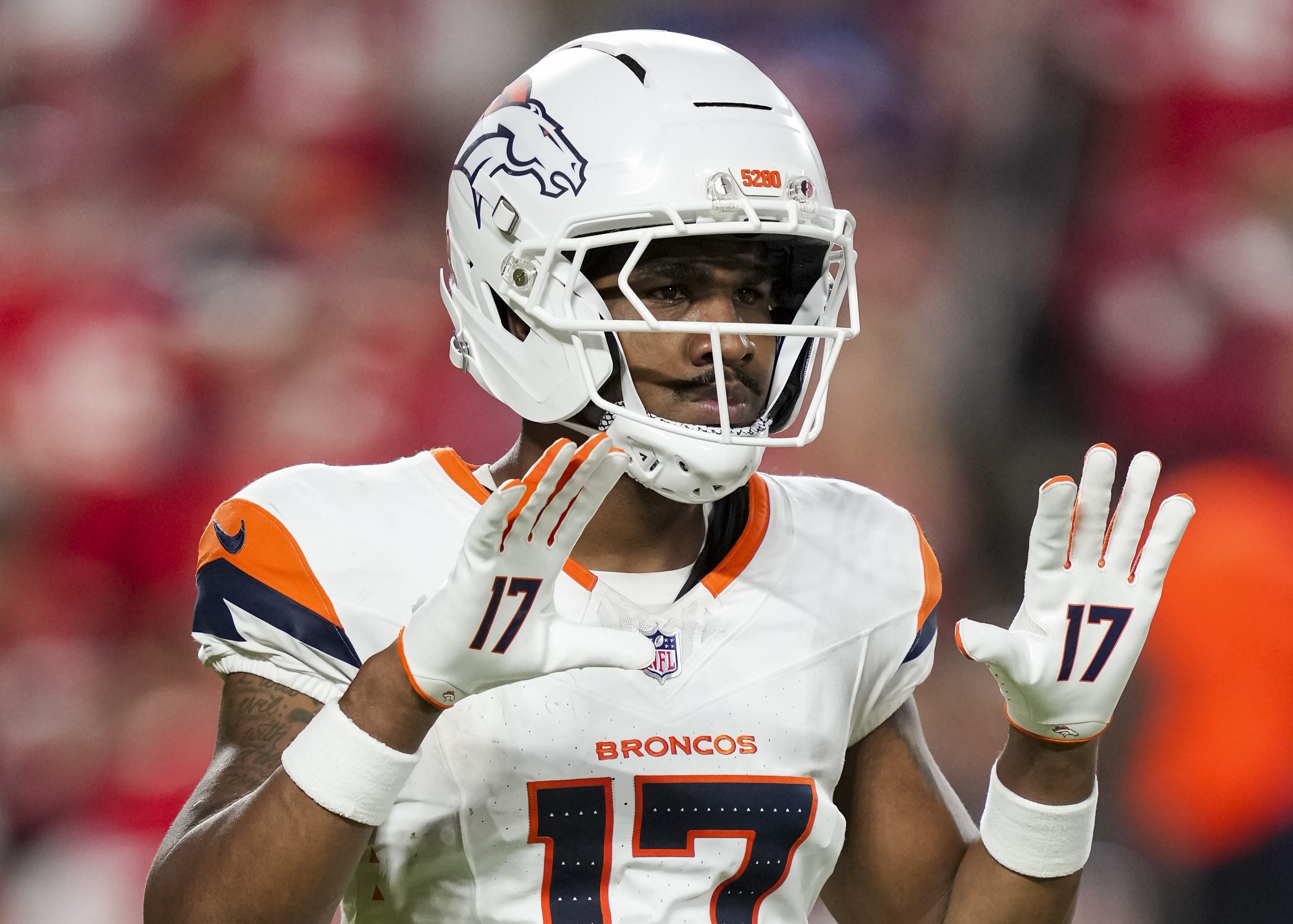 Jaylen Waddle injury: Broncos WR has uncertain status for Chiefs game