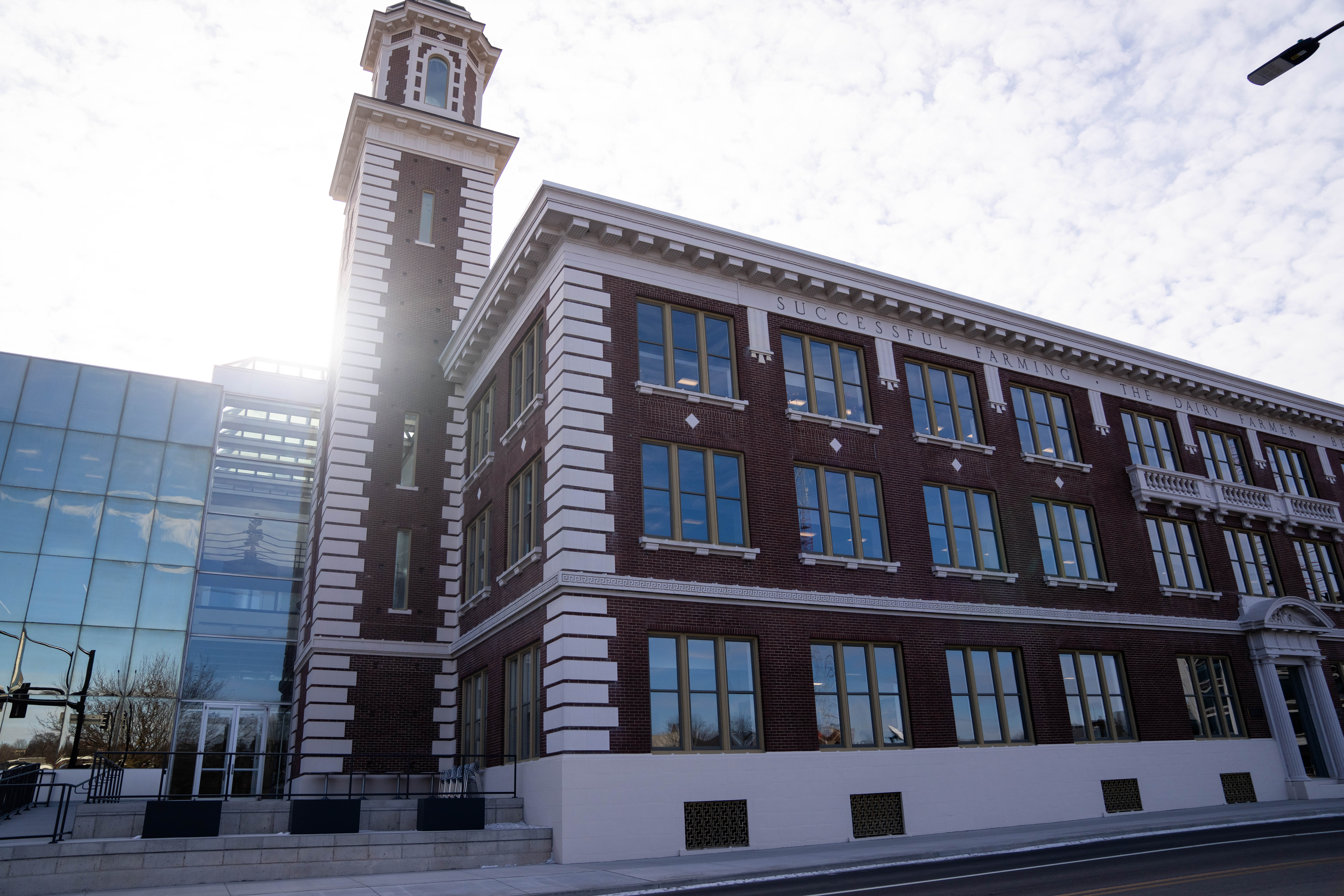 People Inc. to lay off 195, including employees in Des Moines