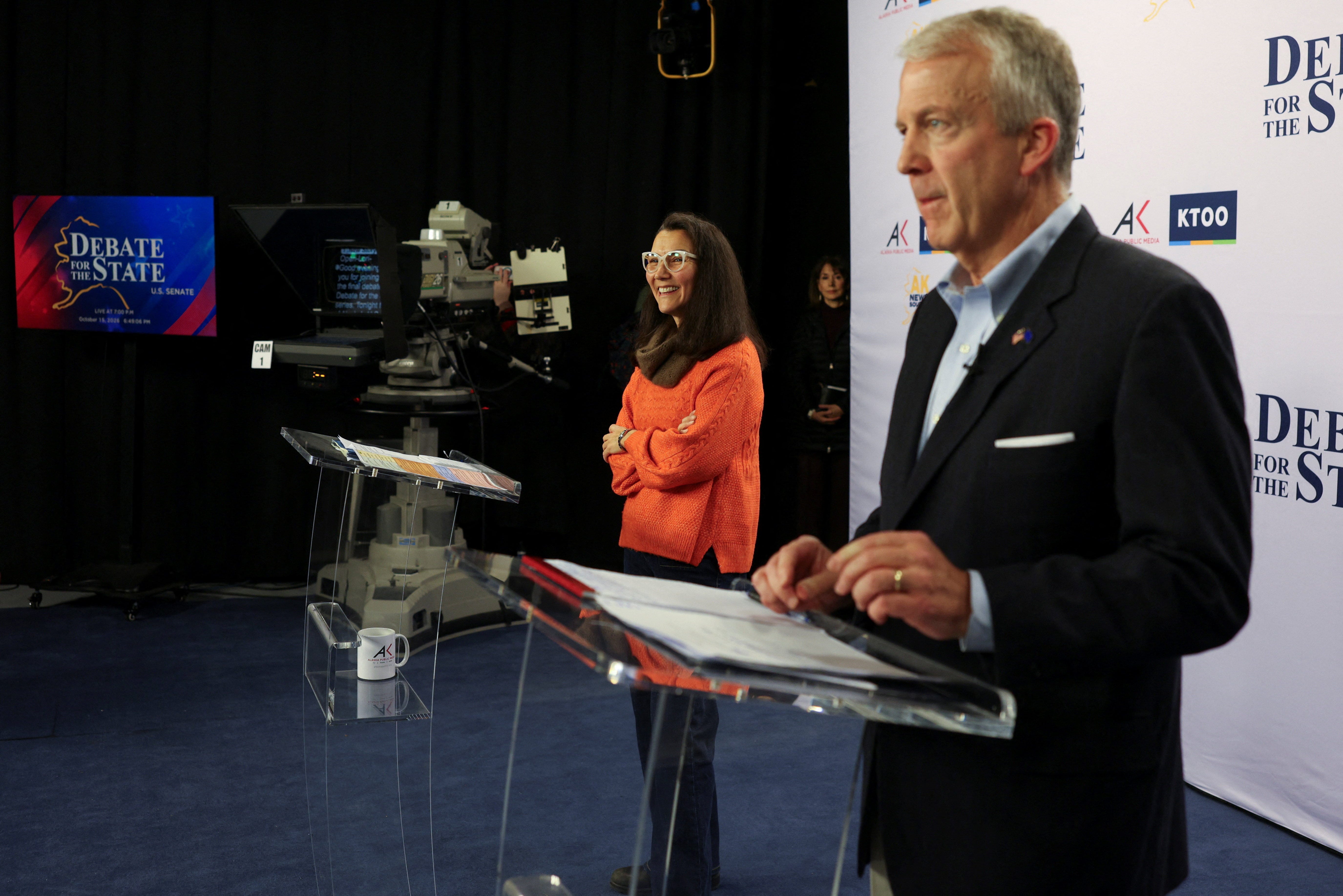 'Tricking voters.' Alaska's governor investigates 2 Dan Sullivans on Senate ballot