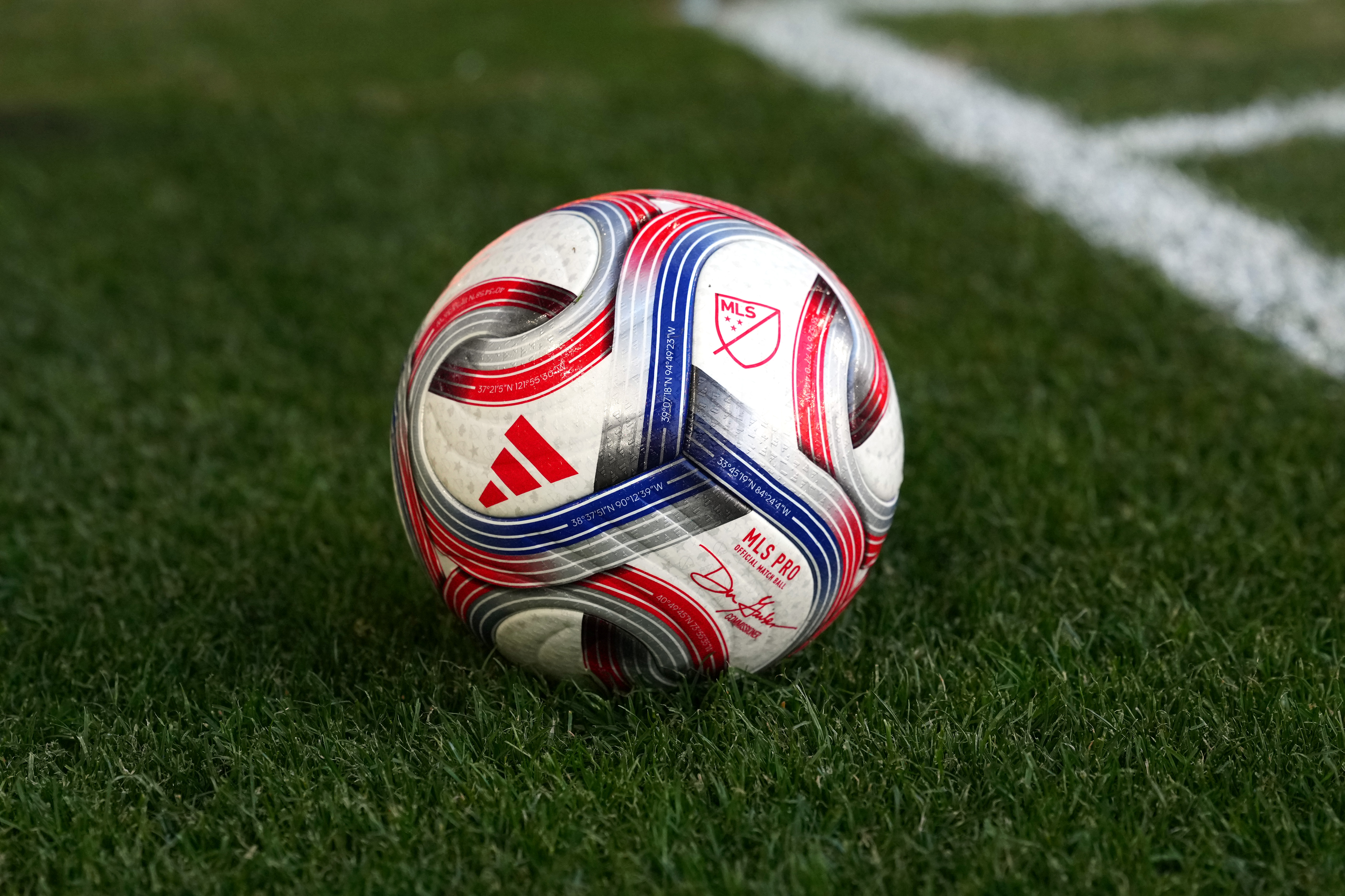 High school soccer ref reportedly sustains broken ribs, collapsed lung ...