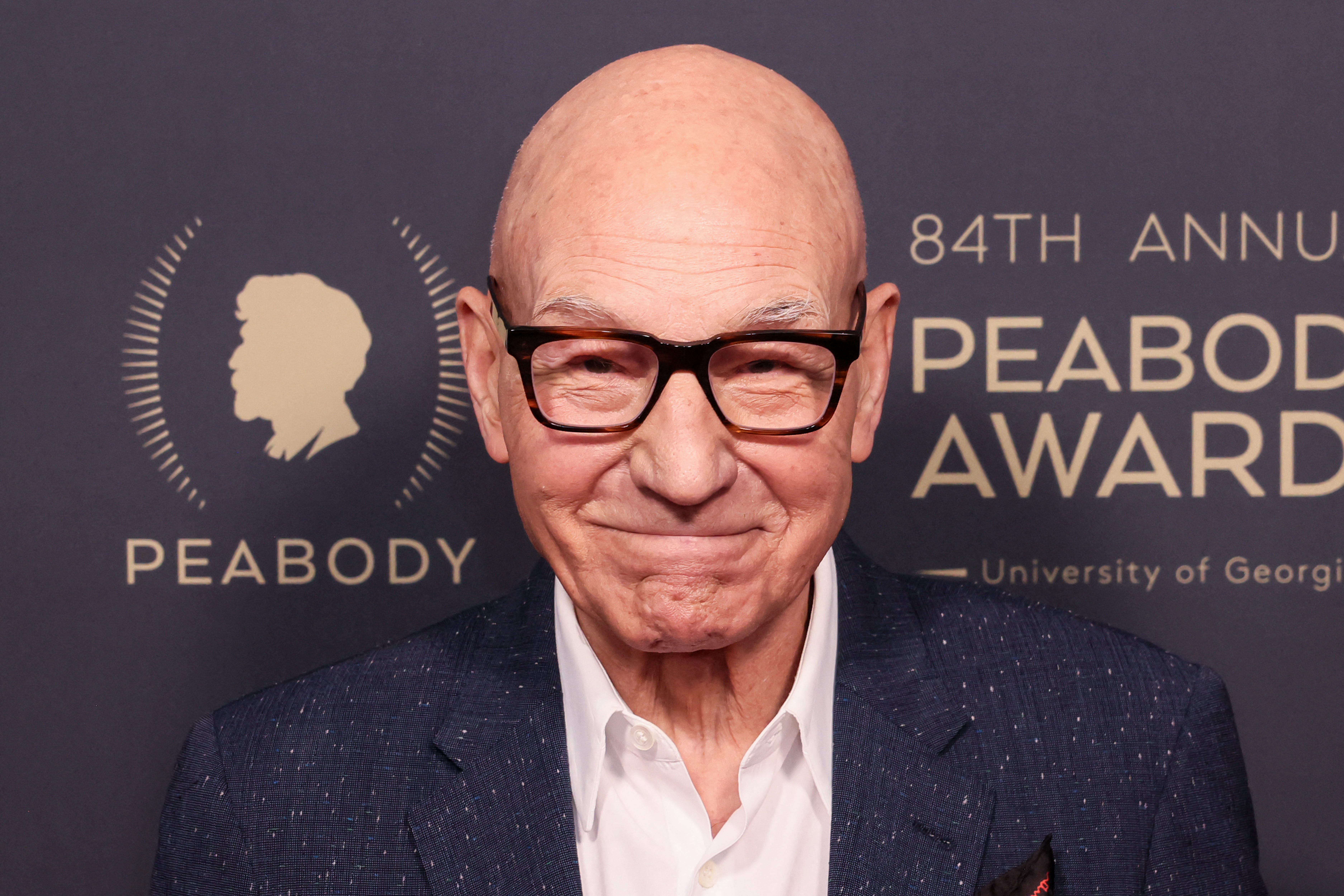 Patrick Stewart battled Lewy body dementia, Alzheimer's. What to know
