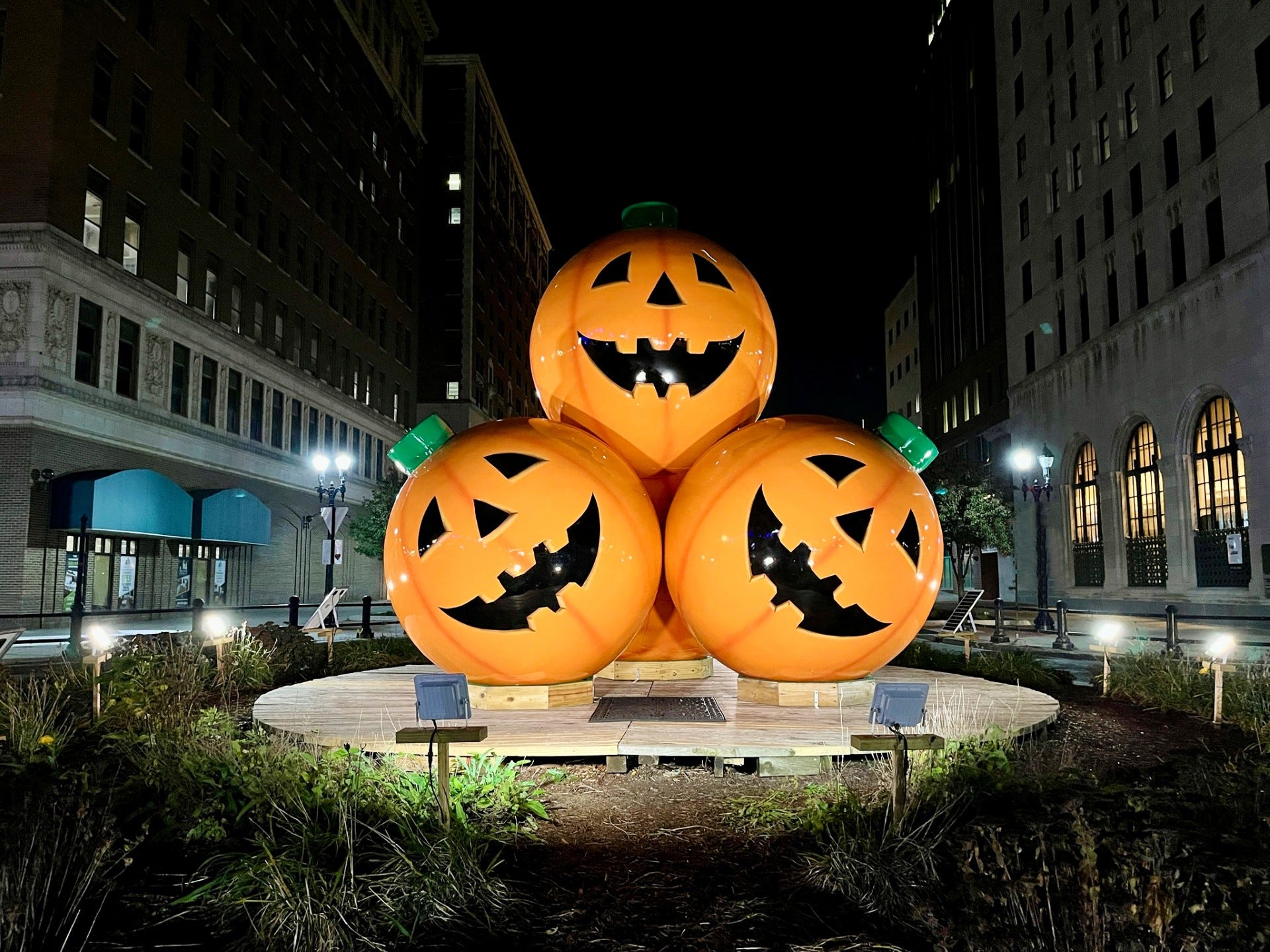 Styling Contesty Celebrate Halloween in style with music, dancing and costume contests - AOL