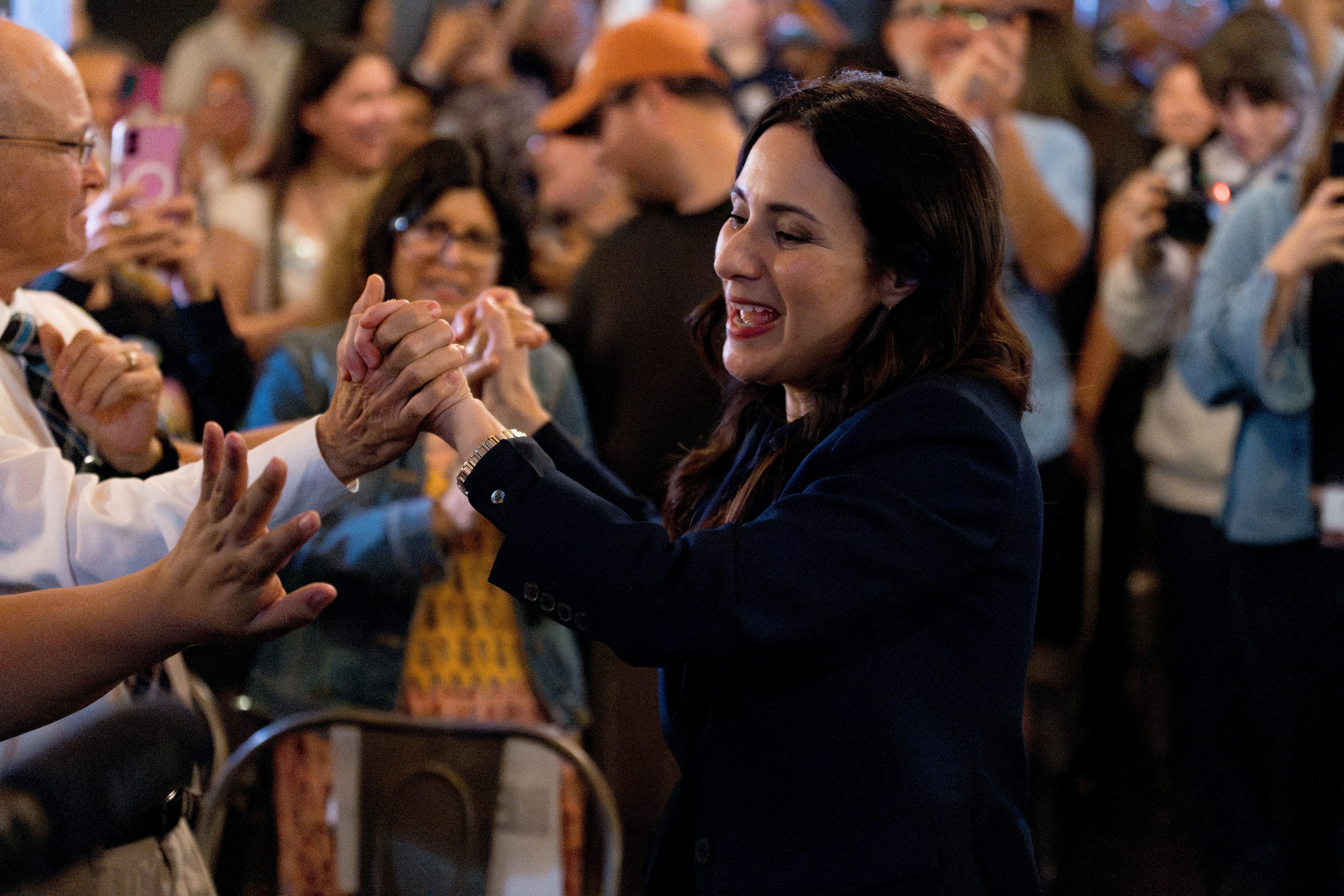 Gina Hinojosa criticizes Greg Abbott's billionaire ties at El Paso rally