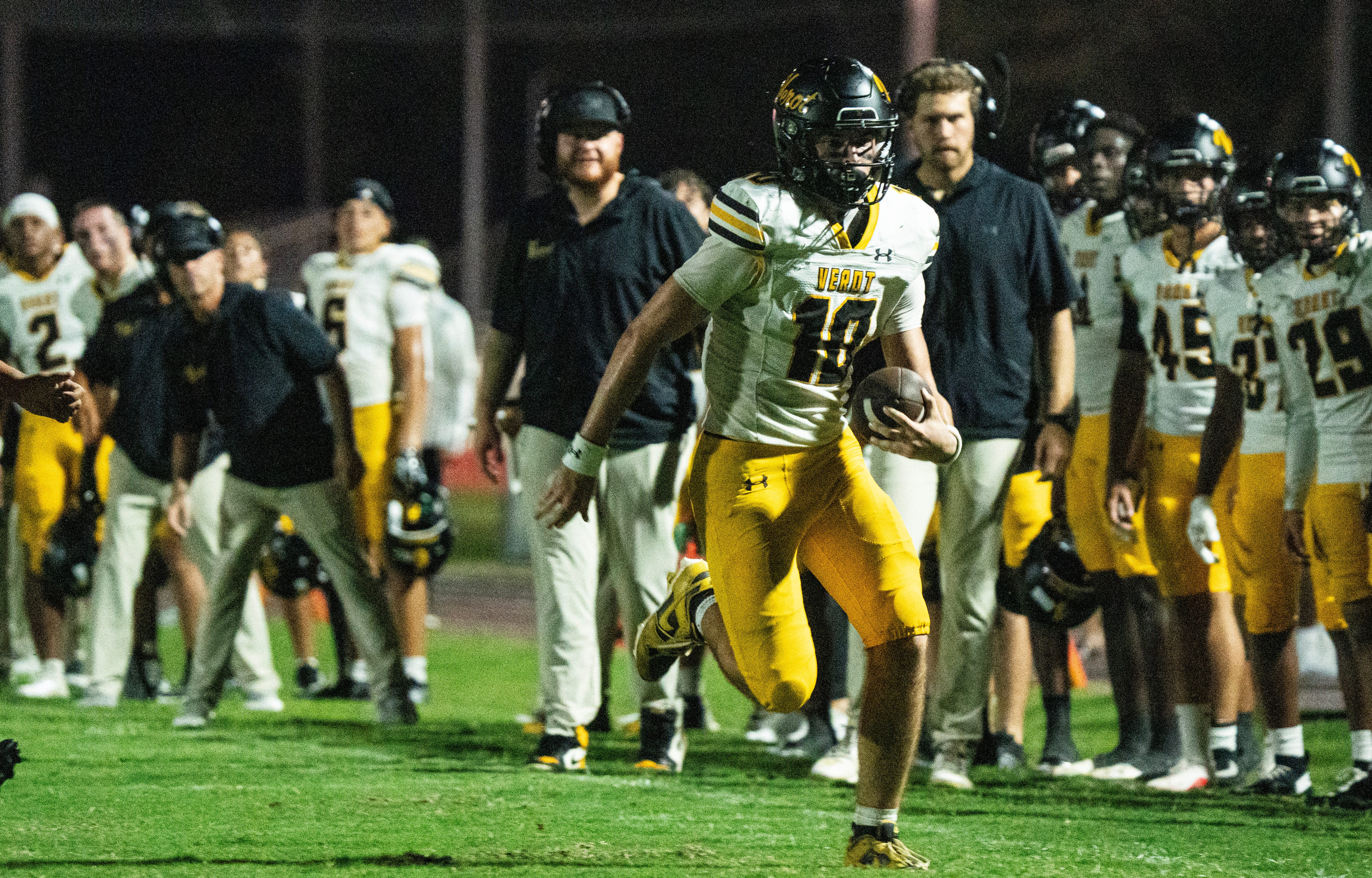 Florida Fd Ranks Who's on top of SW FL Super 10 football rankings after Week 10? - AOL