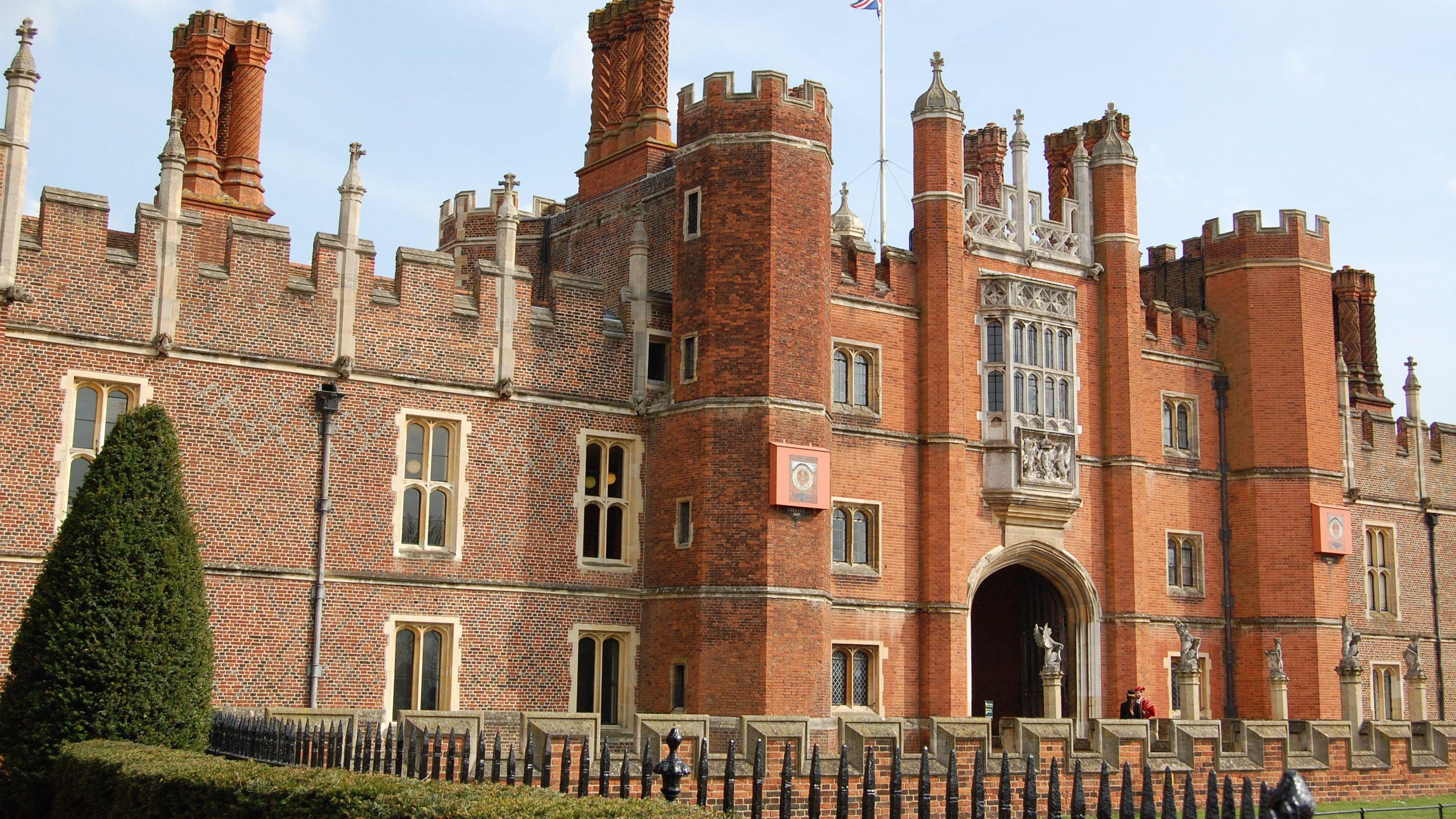 Housing plan near palace sees parking scaled back