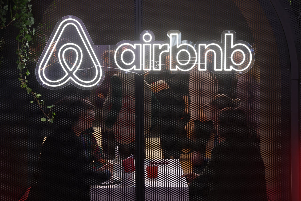 Airbnb commits $500 million for emergency stays amid housing crisis criticism