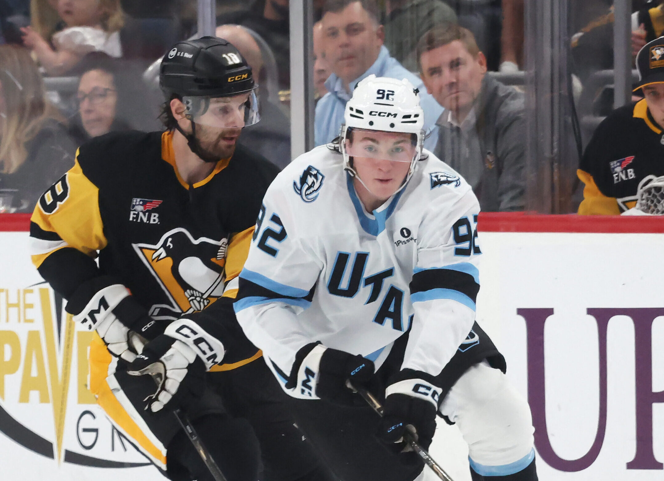 Dan's Daily: Larkin Situation Explodes; Flyers Trade Push; Penguins What?!