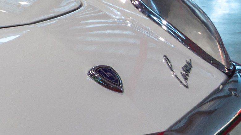 The Meaning Behind Mazda's Wing Shaped Logo - AOL