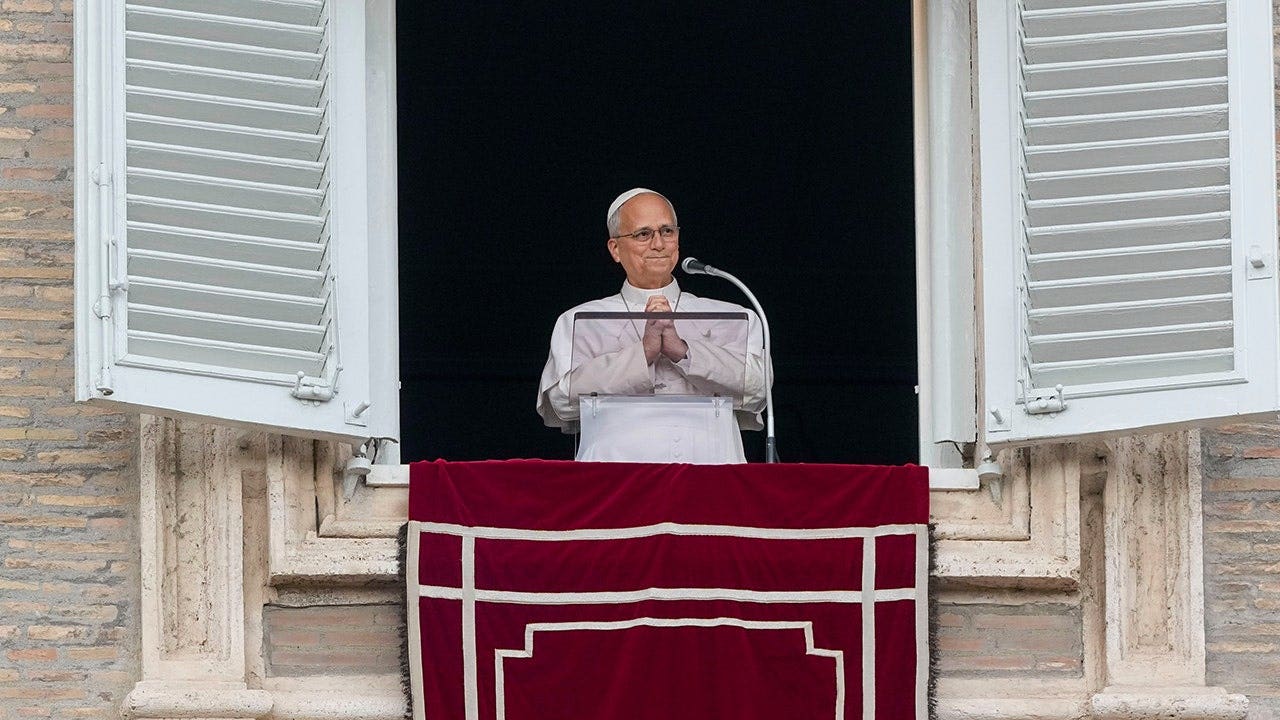 Pope's Back Pope Leo makes history in US election with move confirmed by Vatican - AOL